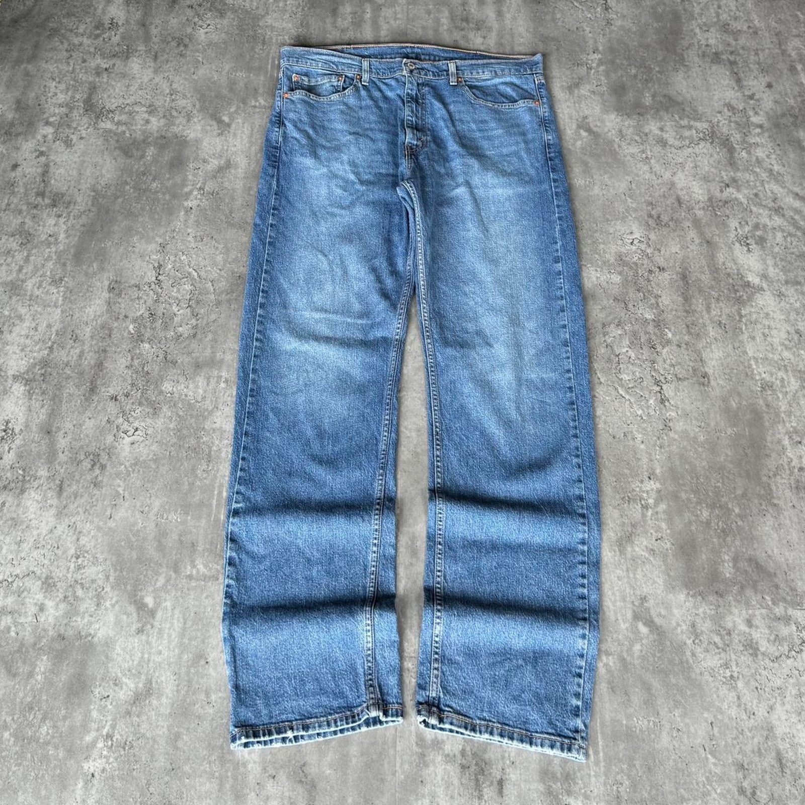 Levi's × Levi's Vintage Clothing Vintage Levi’s 505 Regular Fit Straight Leg Denim Jeans Size US 38 / EU 54 - 2 Thumbnail