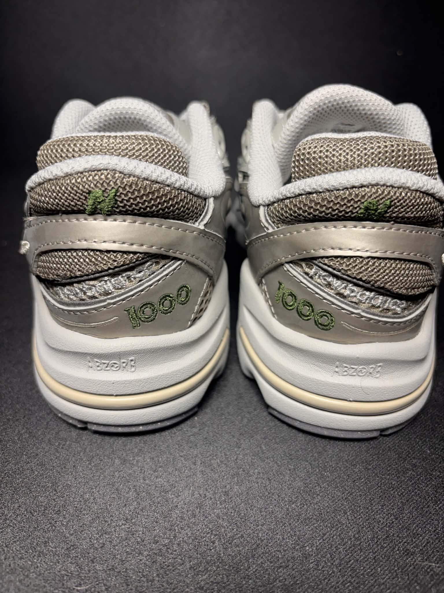 New Balance New Balance 1000 "Silver Metallic" M1000N - Brand New in Box Size US 7 / IT 37 - 5 Thumbnail