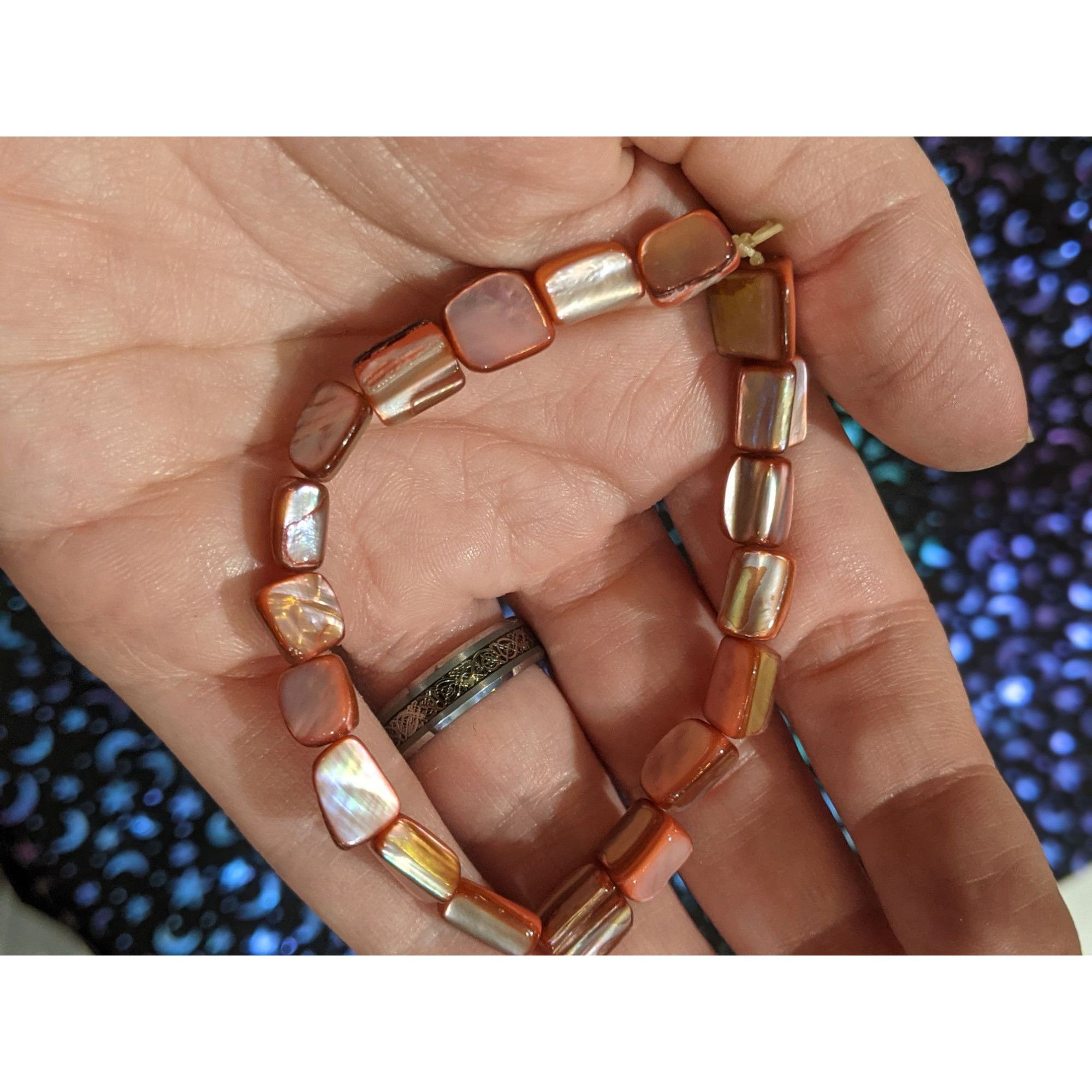 Other Mermaidcore Casual Pink Dyed Shell Stretch Bracelet Size ONE SIZE - 2 Thumbnail