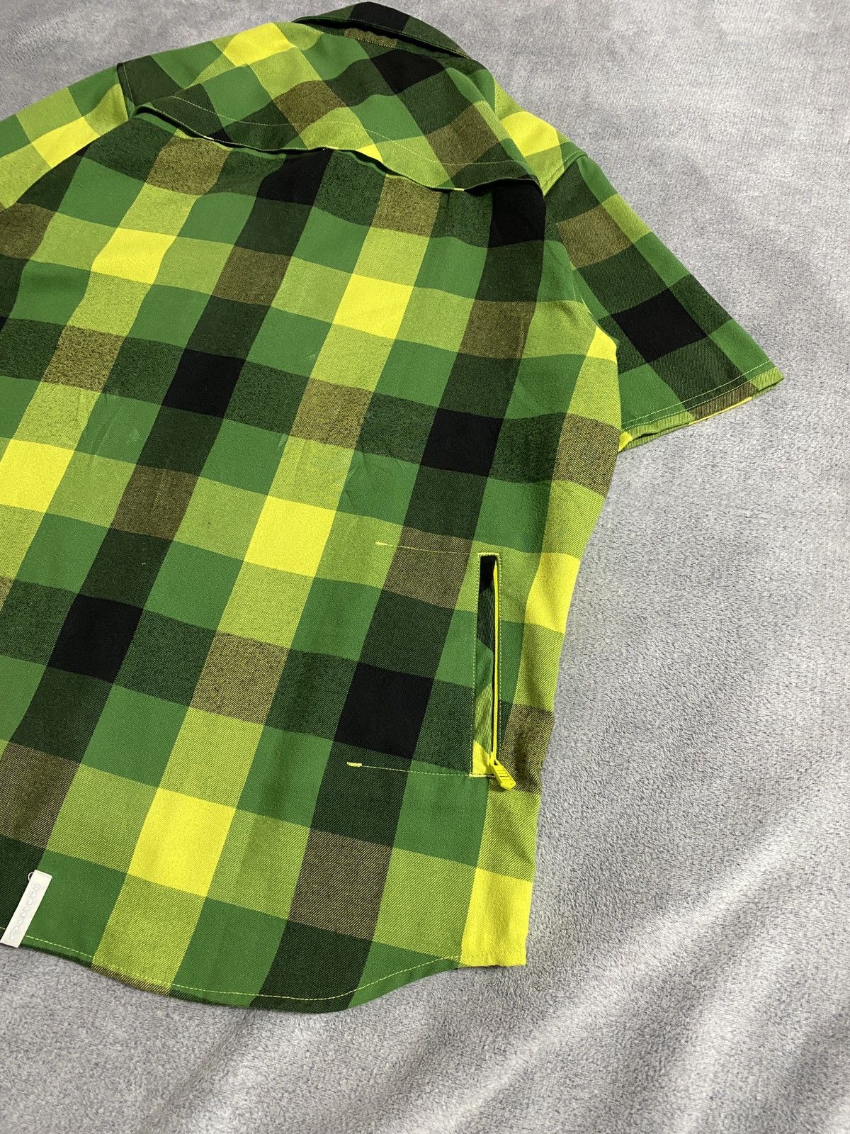 Oakley Vintage Y2k Oakley shirt Size US L / EU 52-54 / 3 - 13 Thumbnail