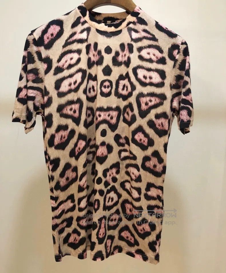 Givenchy Givenchy Animal Print Short Sleeve T-shirt Size US S / EU 44-46 / 1 - 1 Thumbnail