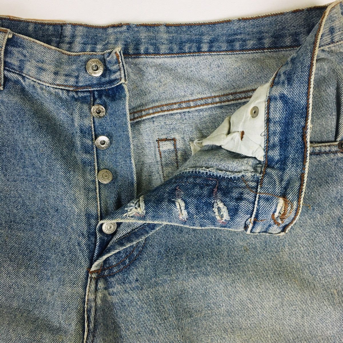 Levi's Vintage Clothing Vintage Levi’s 501 Distress Size US 33 - 10 Thumbnail