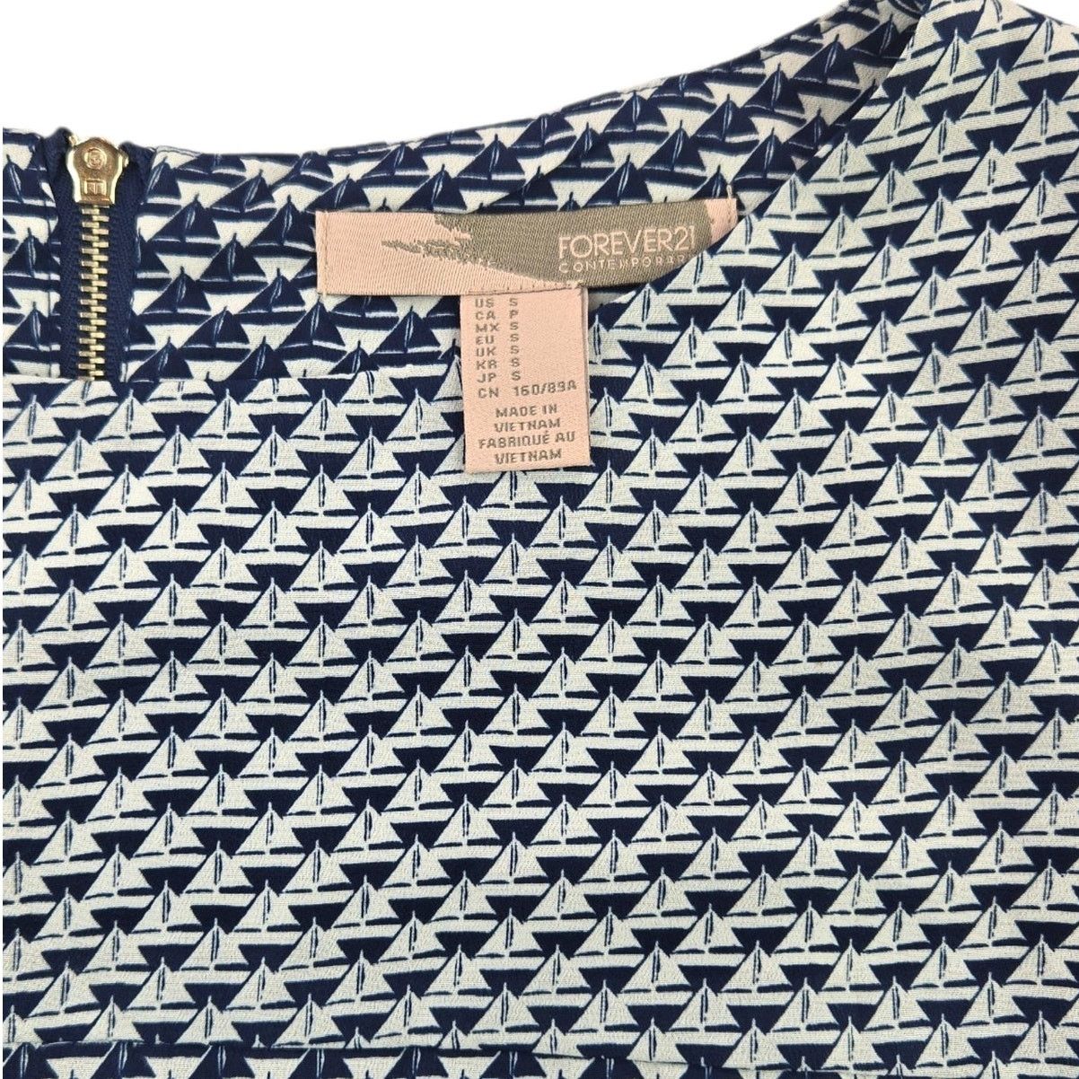 Forever 21 Forever 21 | Two Tone Sailboat Shift Dress | Size Small Size S / US 4 / IT 40 - 3 Thumbnail