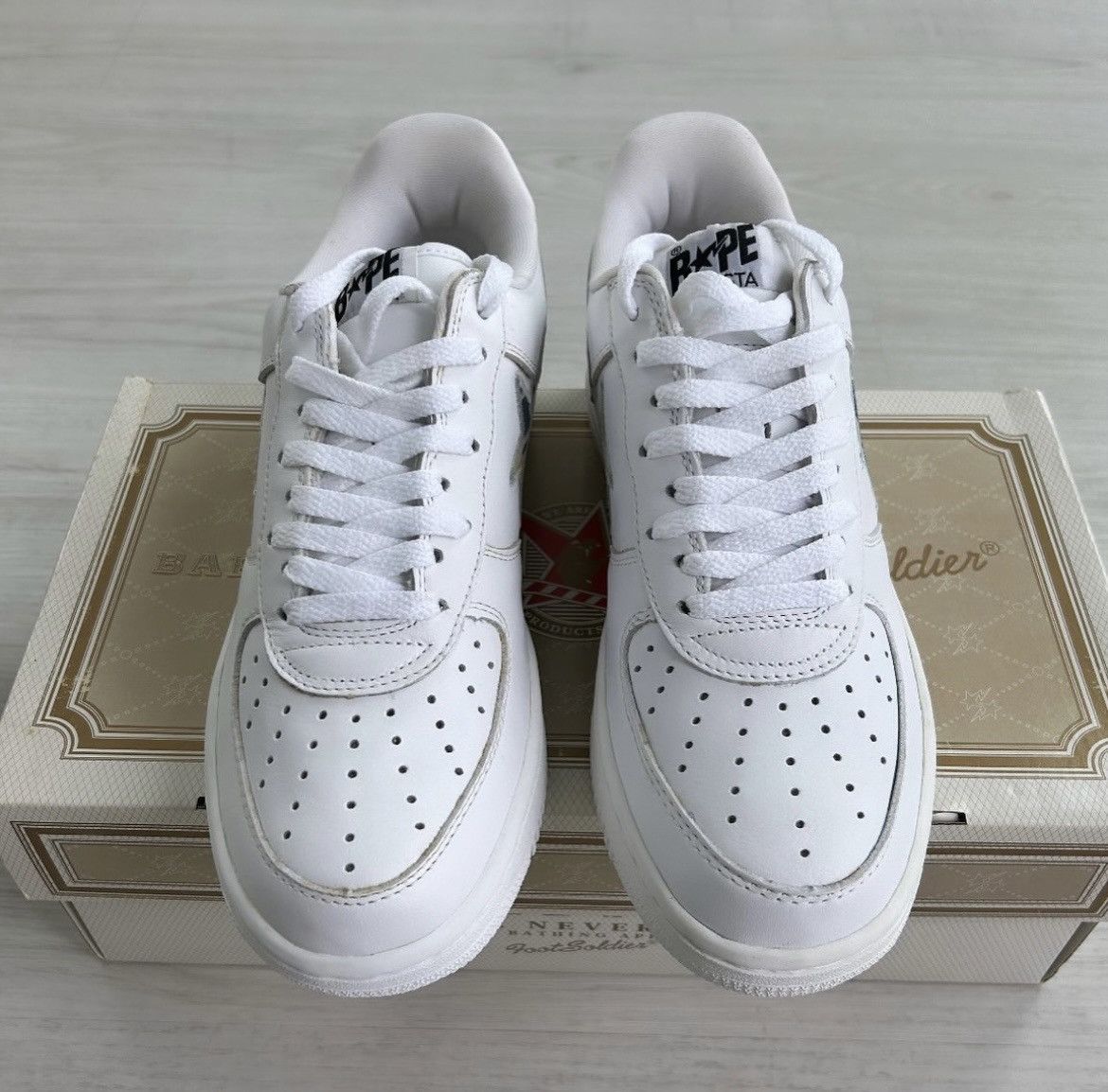 Bape VERY RARE OG 2005 A BATHING APE X KAWS BAPESTA Size US 9.5 / EU 42-43 - 2 Thumbnail