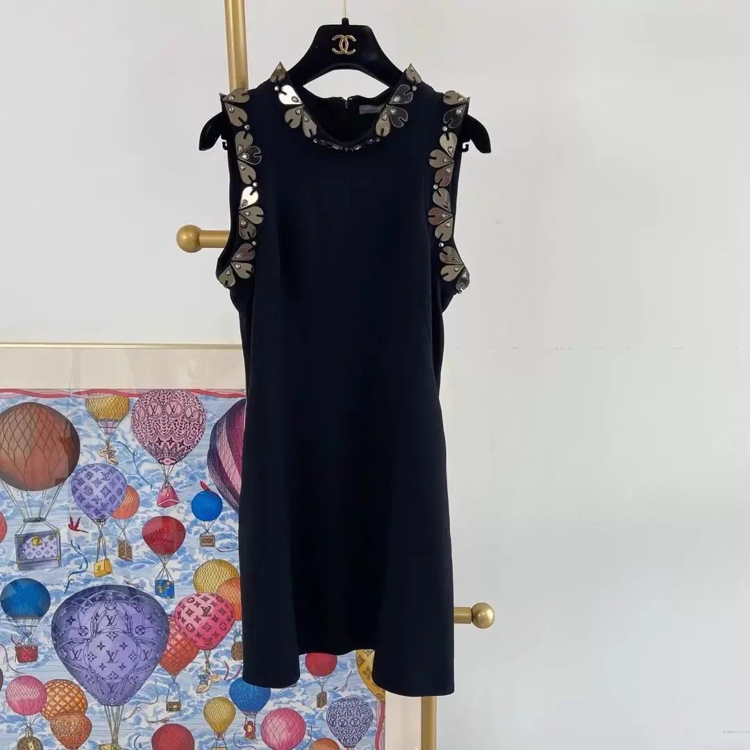 Alexander McQueen Alexander McQueen black dress 40 Size S / US 4 / IT 40 - 1 Thumbnail