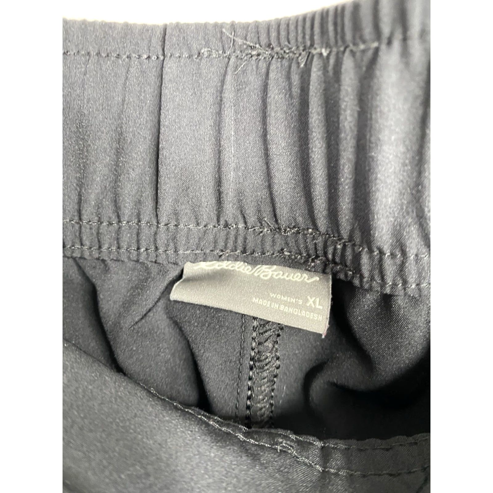 Eddie Bauer Eddie Bauer Traveler Pants Womens XL Black High Rise Elastic Waist Zip Pocket Size 40" / US 18 - 7 Thumbnail