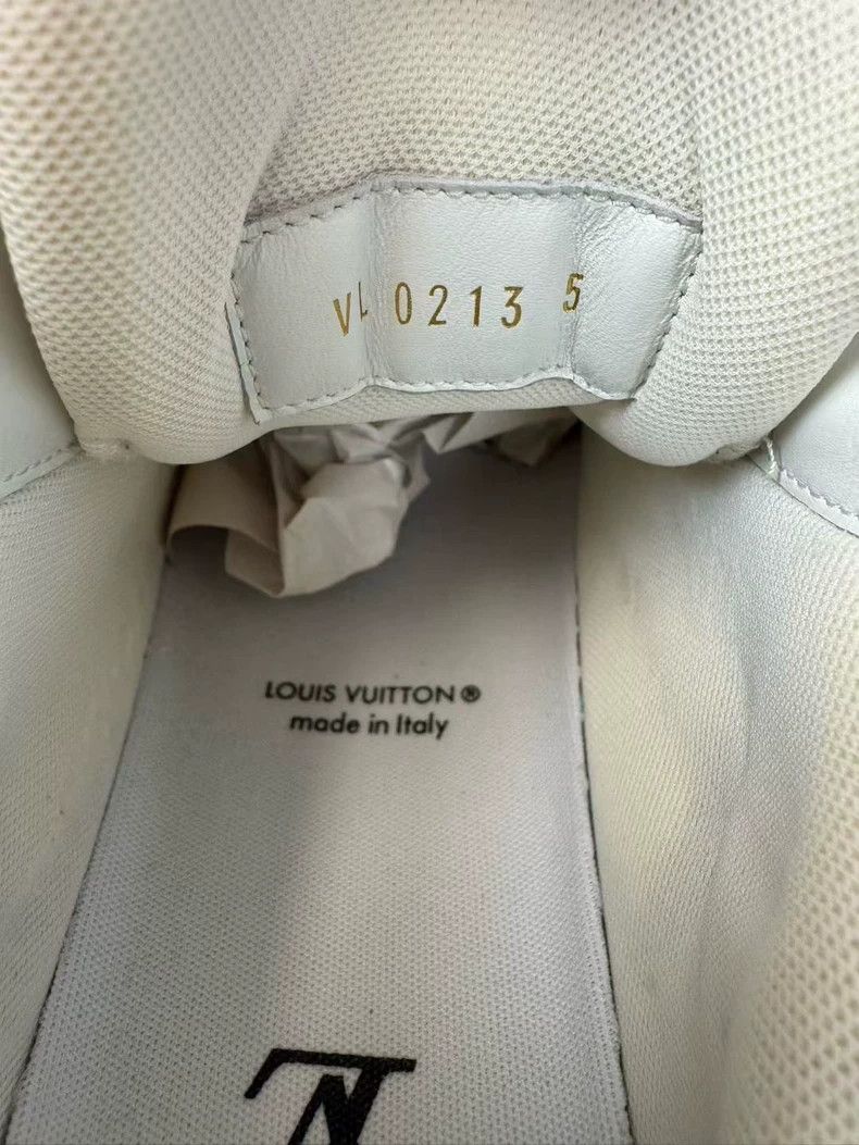 Louis Vuitton Louis Vuitton White, blue sky, blue sneakers Size US 6 / EU 39 - 6 Thumbnail