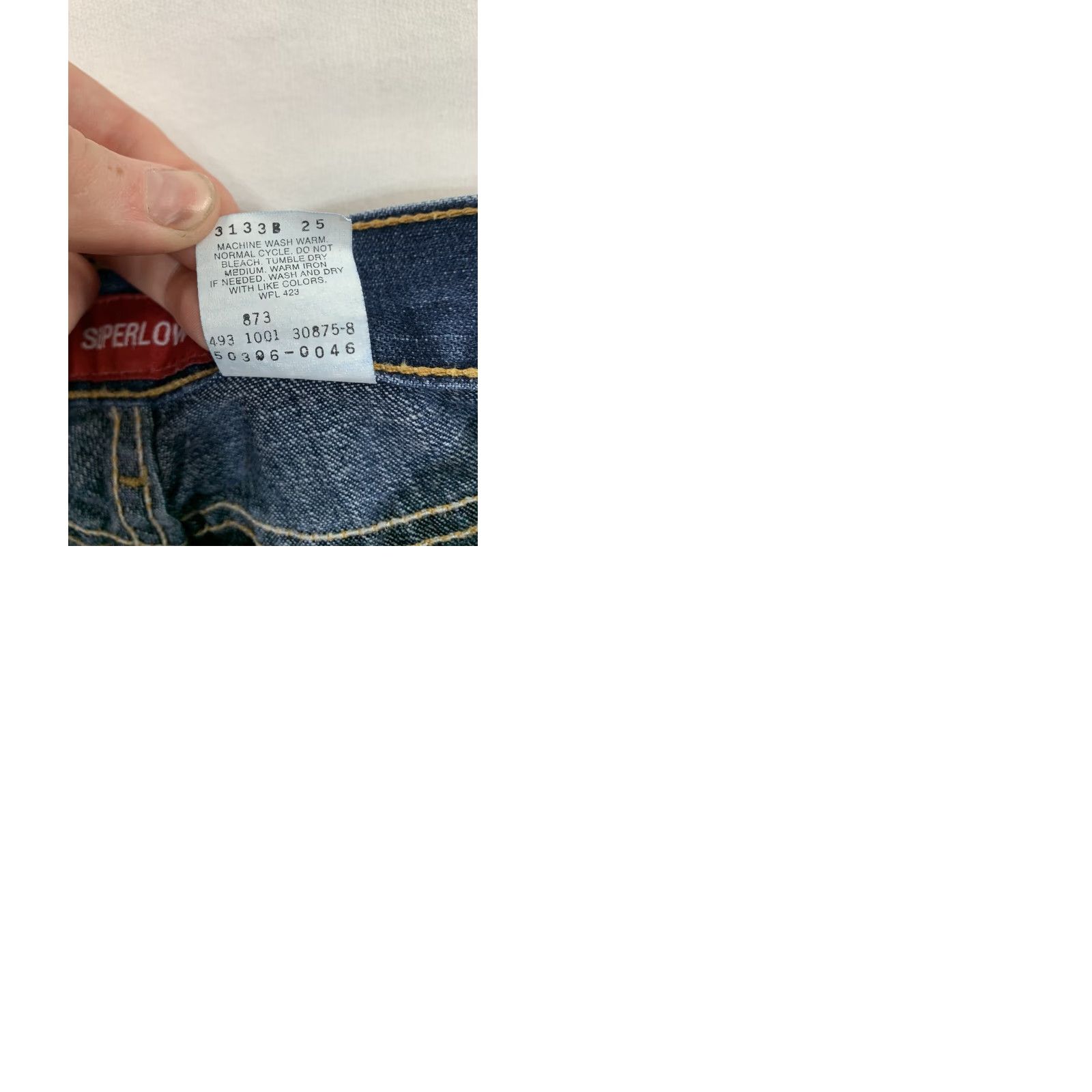 Levi's VTG Levi's 502 Capri Jeans Shirt (Juniors) Women 9 Blue 31in Inseam 21in Mid Rise Straight Leg Button Fly Capris Size 30" / US 8 / IT 44 - 9 Thumbnail
