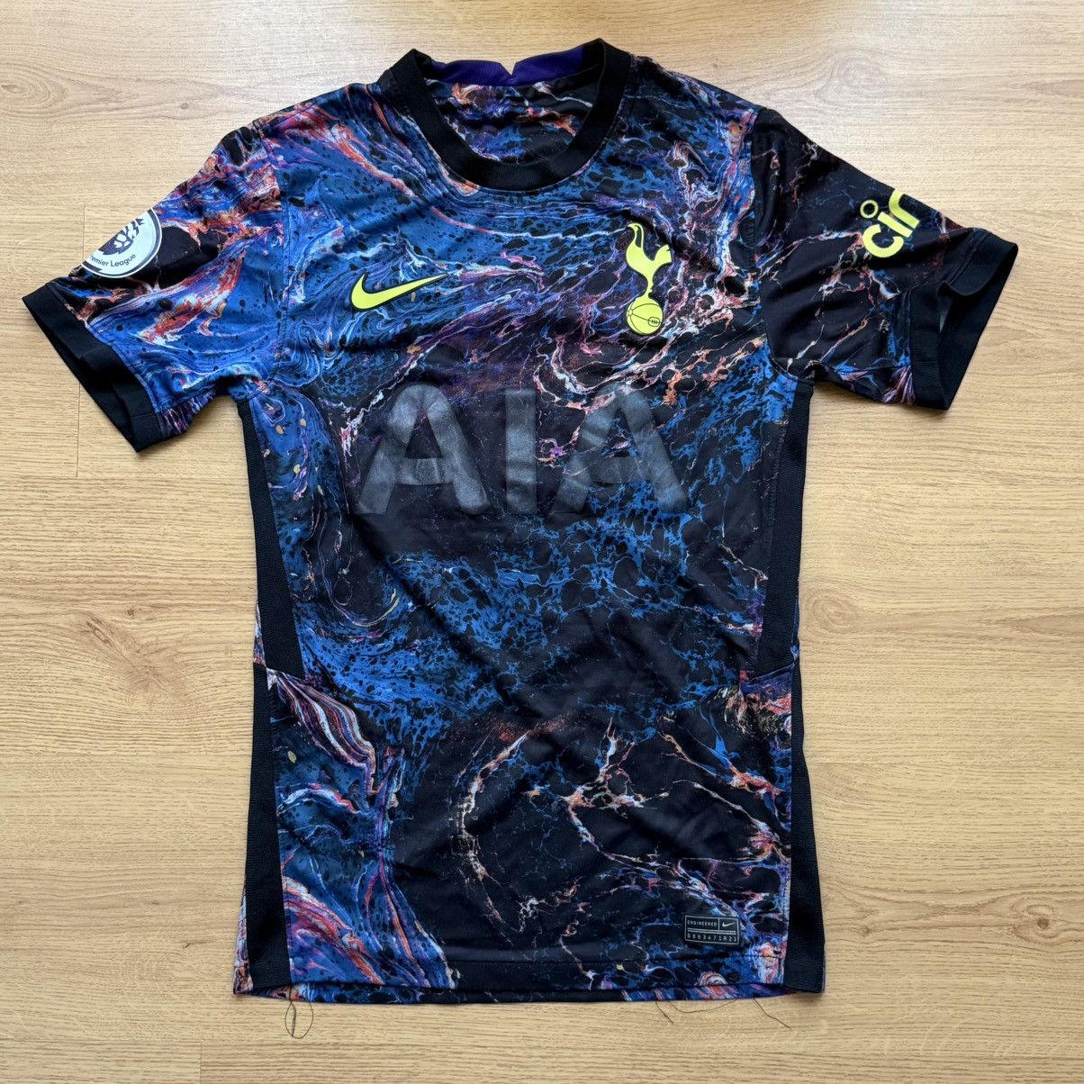 Nike Nike Tottenham 21/22 Away Jersey Højbjerg #5 Size US XS / EU 42 / 0 - 1 Thumbnail