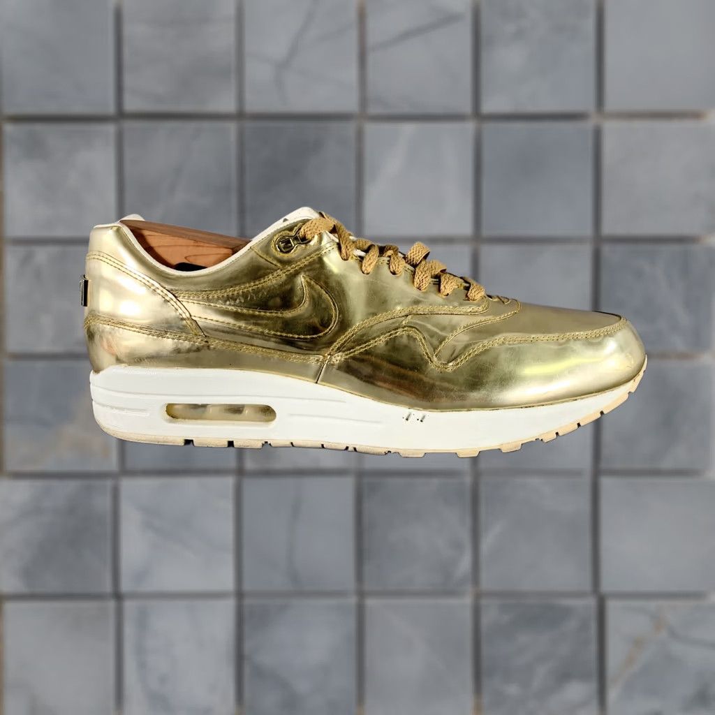 Nike NIKE Sneakers Womens Gold 30th Anniversary Size Metallic Low Top Size XL / US 12-14 / IT 48-50 - 1 Thumbnail