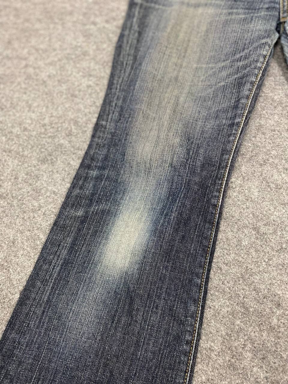 Uniqlo vintage uniqlo bootcut flare denim nice design Size 34" / US 12 / IT 48 - 10 Thumbnail