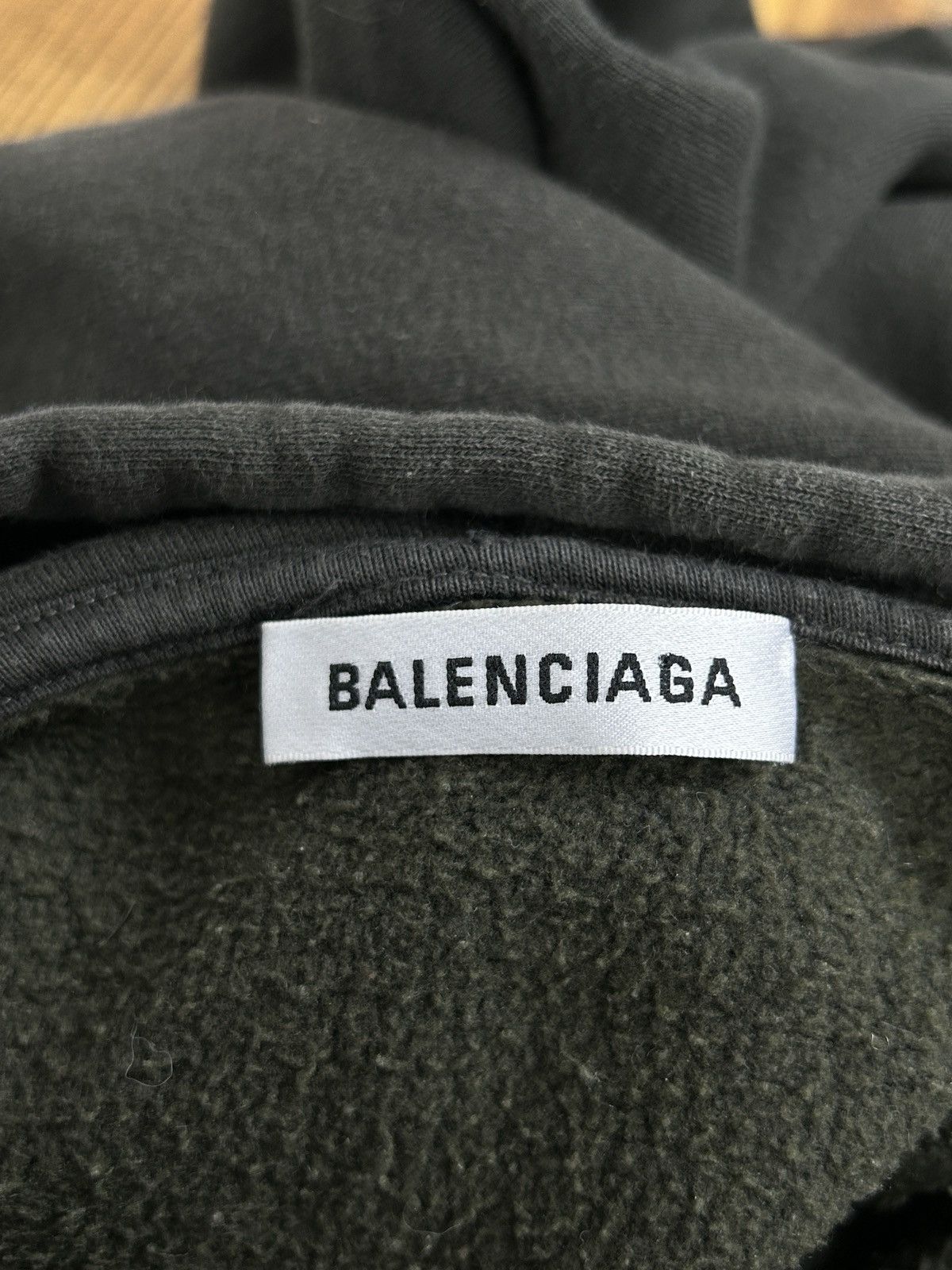 Balenciaga Balenciaga Hood Logo Reworked Cropped Hoodie Size S Size S / US 4 / IT 40 - 10 Thumbnail