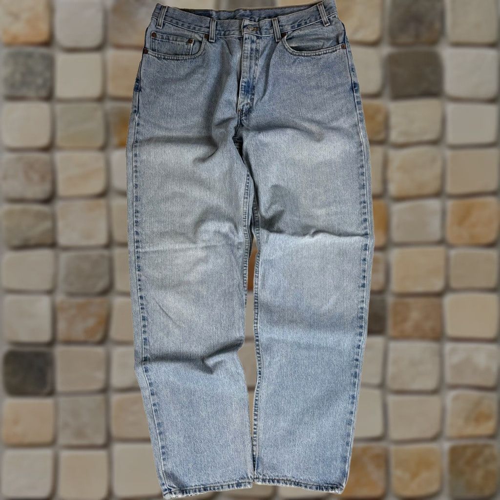Levi's Levi's 550 Jeans Relaxed Fit Denim Blue 34x33 5-Pocket Vintage Made in USA Mens jeans Size US 34 / EU 50 - 1 Thumbnail