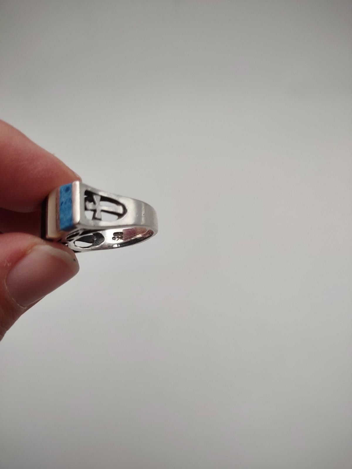 The Unbranded Brand Christian Multi Stone Inlay Sterling Ring Cross Ichthys Sz 7 Size ONE SIZE - 6 Thumbnail