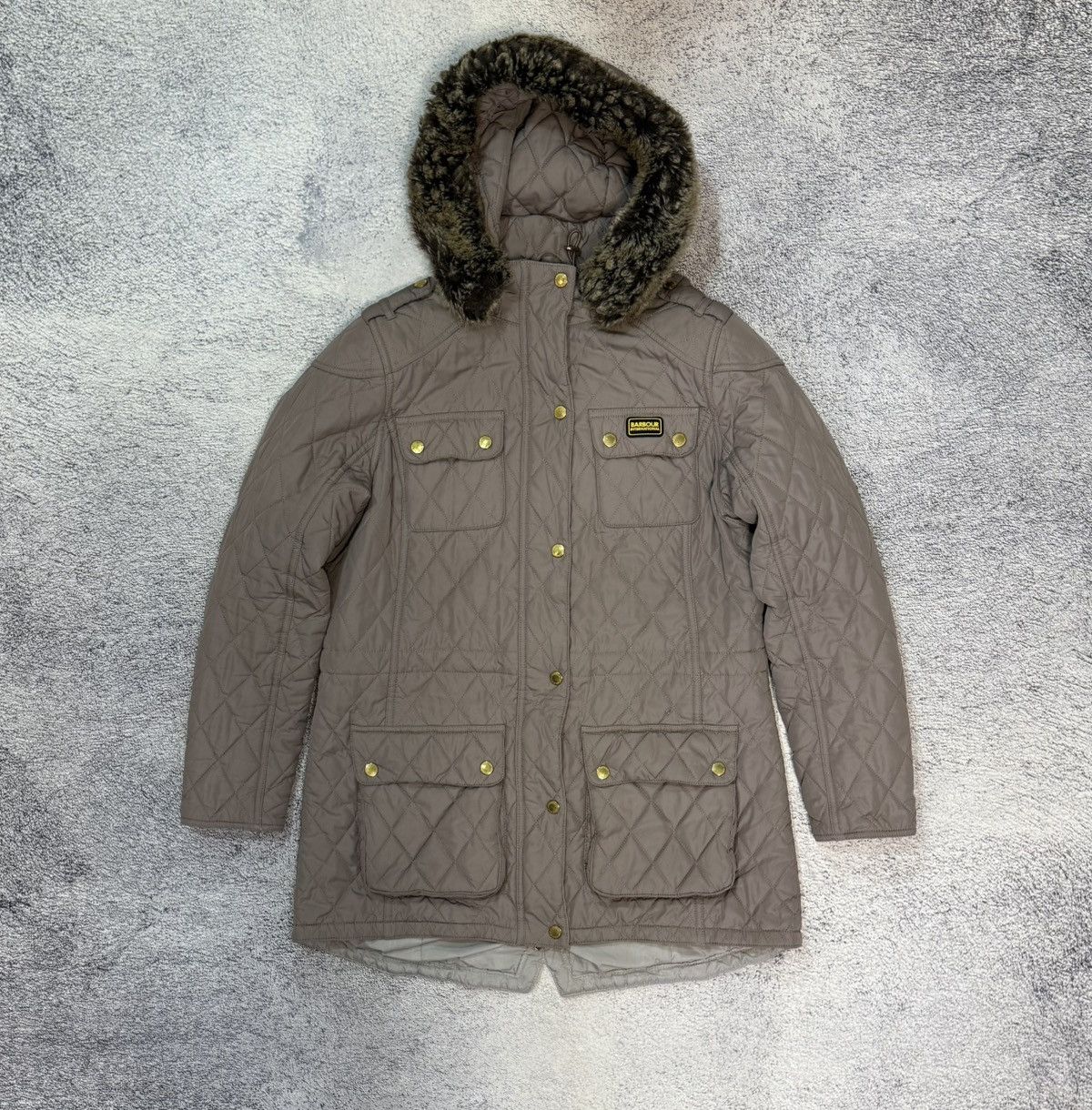 Barbour Barbour Enduro Quilt Women Jacket Hooded Fur UK14 EU40 USA10 Size L / US 10 / IT 46 - 3 Thumbnail