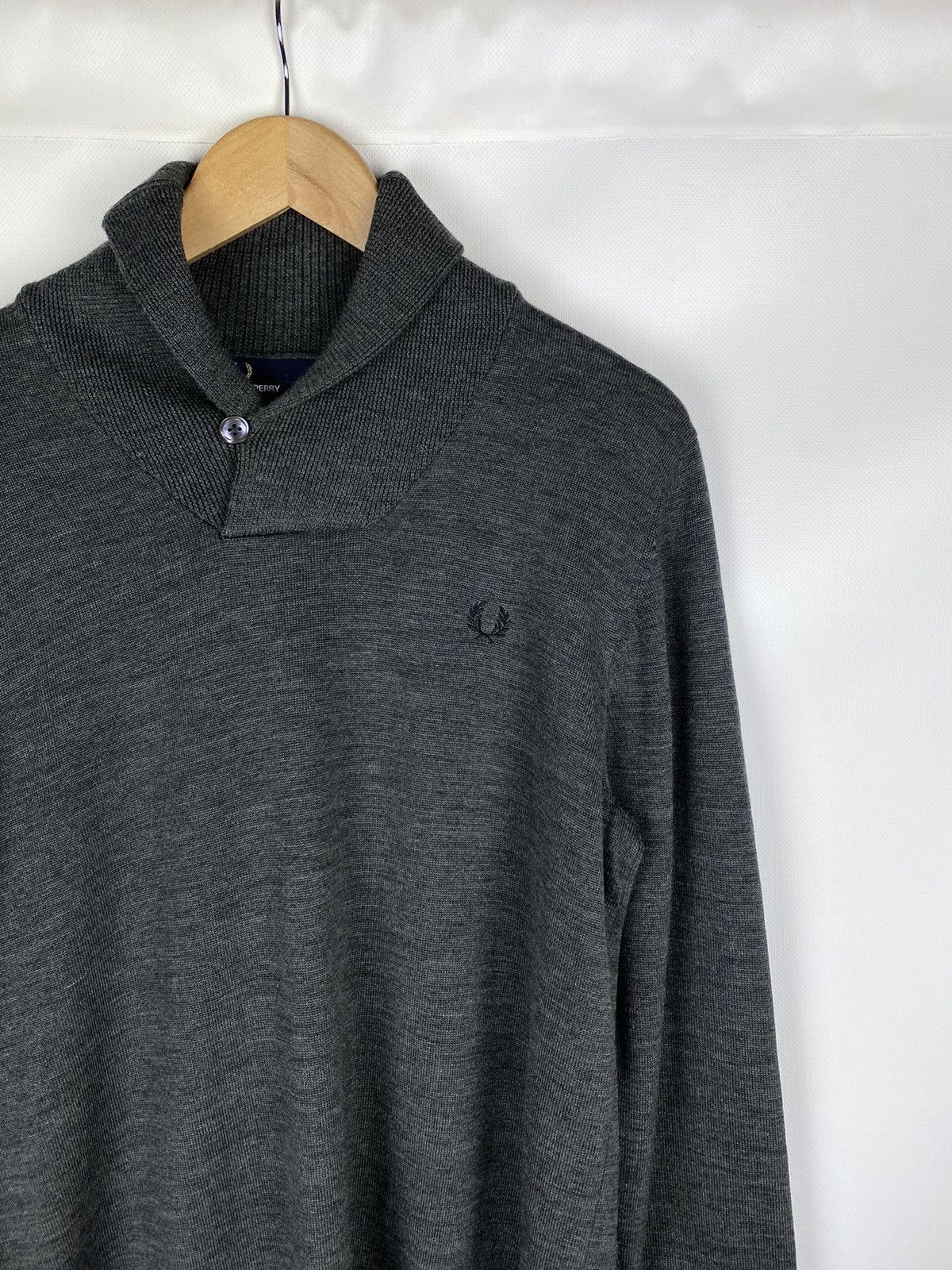 Fred Perry Fred Perry men’s merino wool shawl collar sweater pullover Size US M / EU 48-50 / 2 - 5 Thumbnail