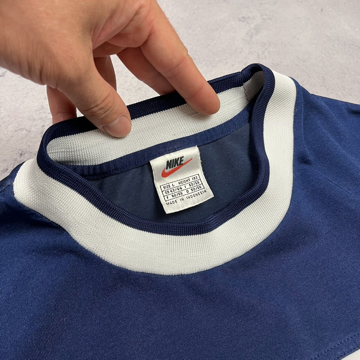 Nike Vintage Nike rare big logo jersey tee 90's Size US L / EU 52-54 / 3 - 4 Thumbnail