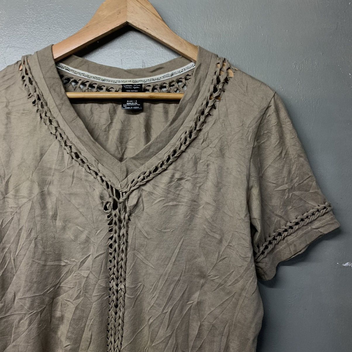 Number (N)ine Number (N)ine S/S 07 braided v neck shirt Size US L / EU 52-54 / 3 - 3 Thumbnail
