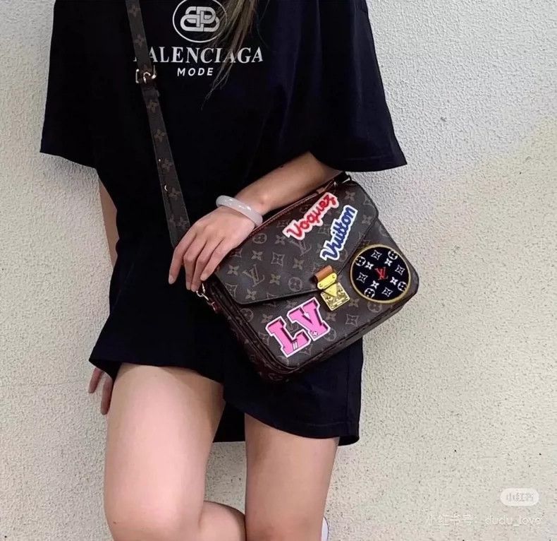 Balenciaga Balenciaga Logo Short Sleeve TShirt-2506 Size M / US 6-8 / IT 42-44 - 9 Thumbnail