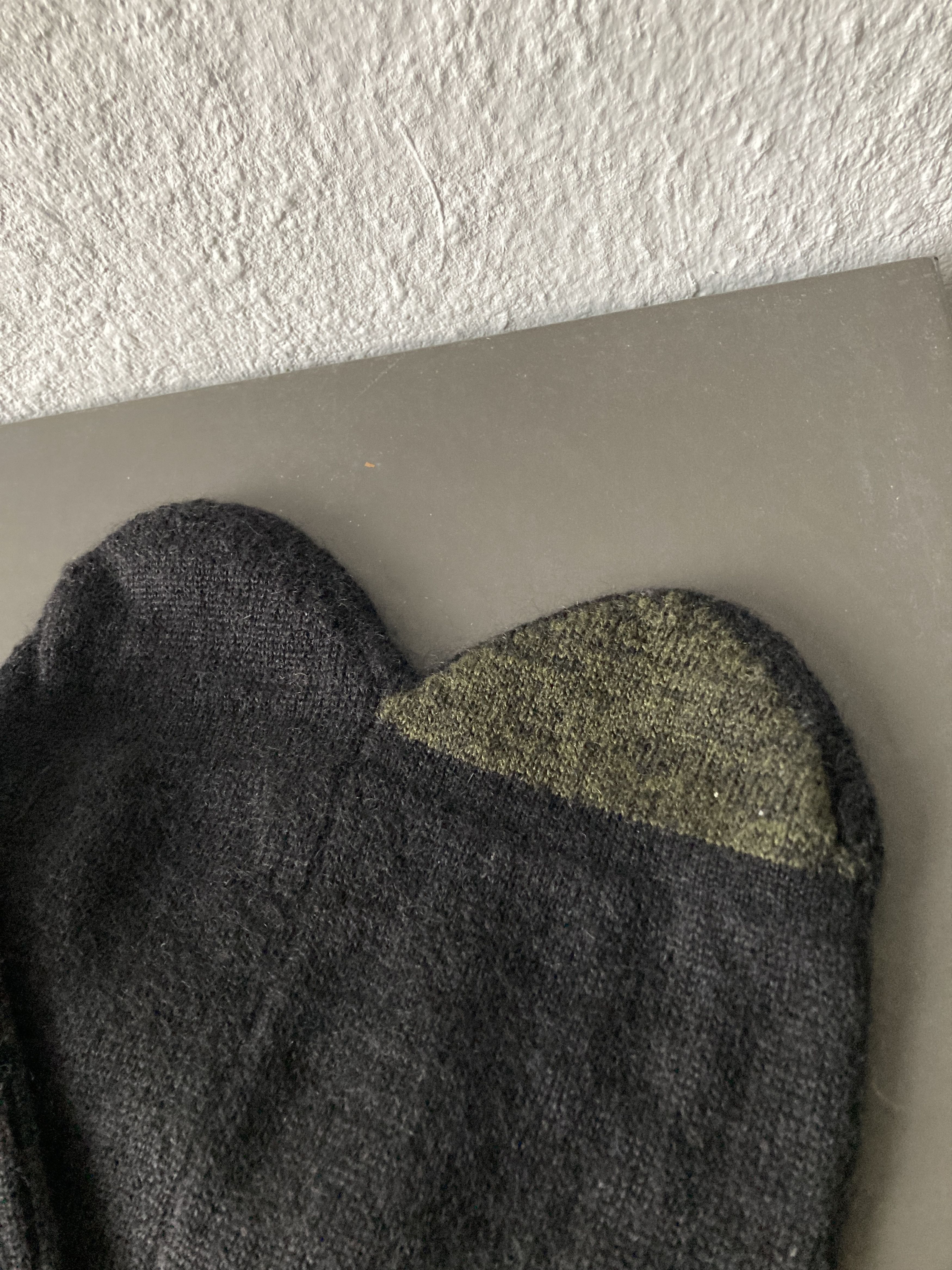Rick Owens F/W 05 "MOOG" Mickey Mouse Mohair Balaclava Rick Owens Size ONE SIZE - 6 Thumbnail