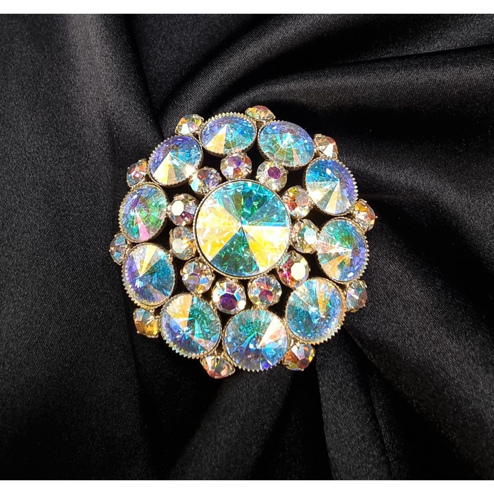 Vintage Vintage 1950's-1960's Watermelon AB Rhinestone Brooch Size ONE SIZE - 3 Thumbnail