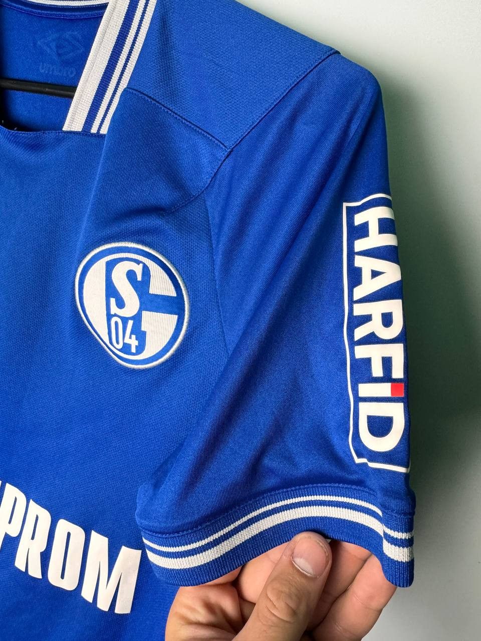 Umbro Schalke 04 2020 2021 Palsson 4 home Football shirt Jersey Size US S / EU 44-46 / 1 - 3 Thumbnail
