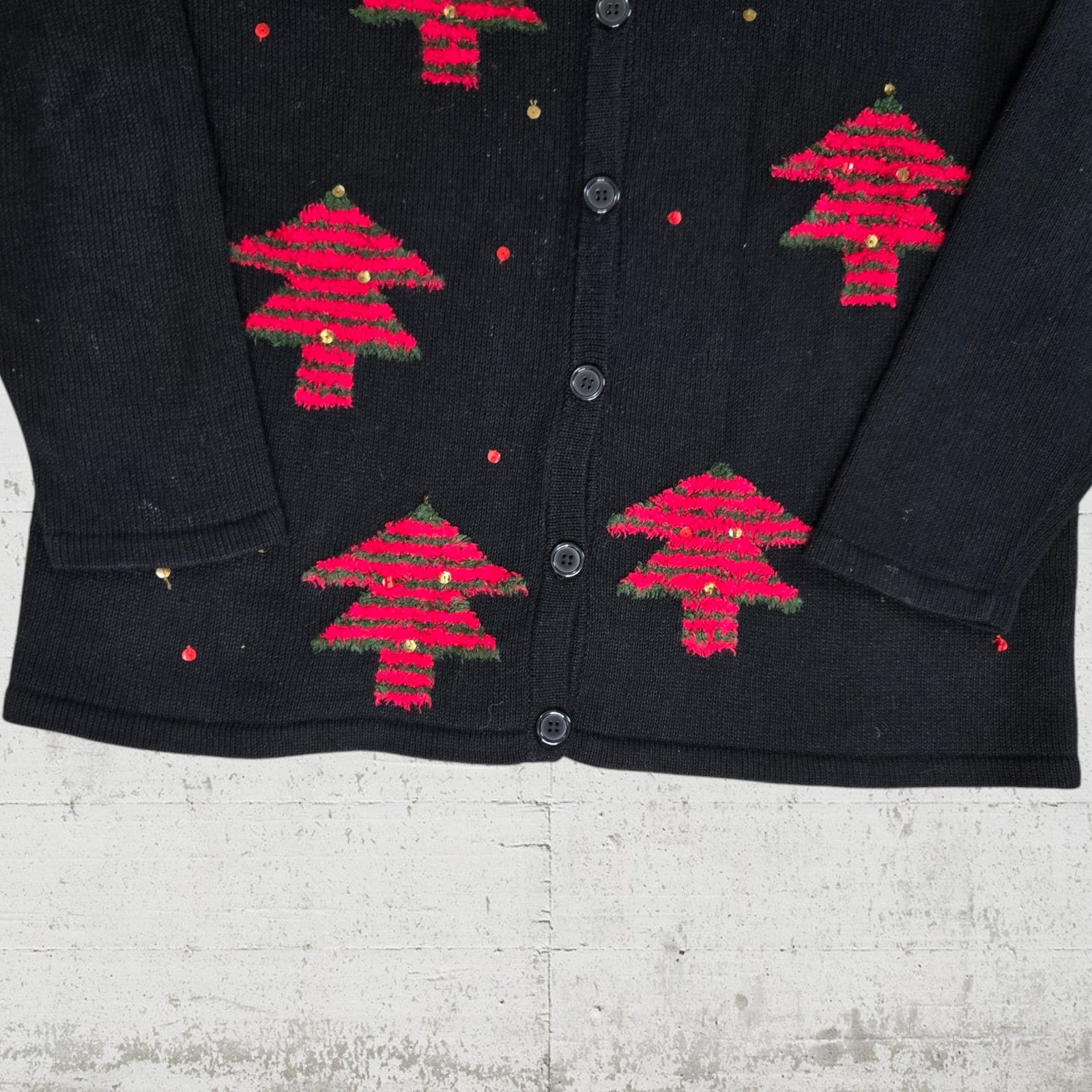 Vintage 90s Vintage Black Red Tree Sequin Cardigan Size Medium Size M / US 6-8 / IT 42-44 - 4 Thumbnail