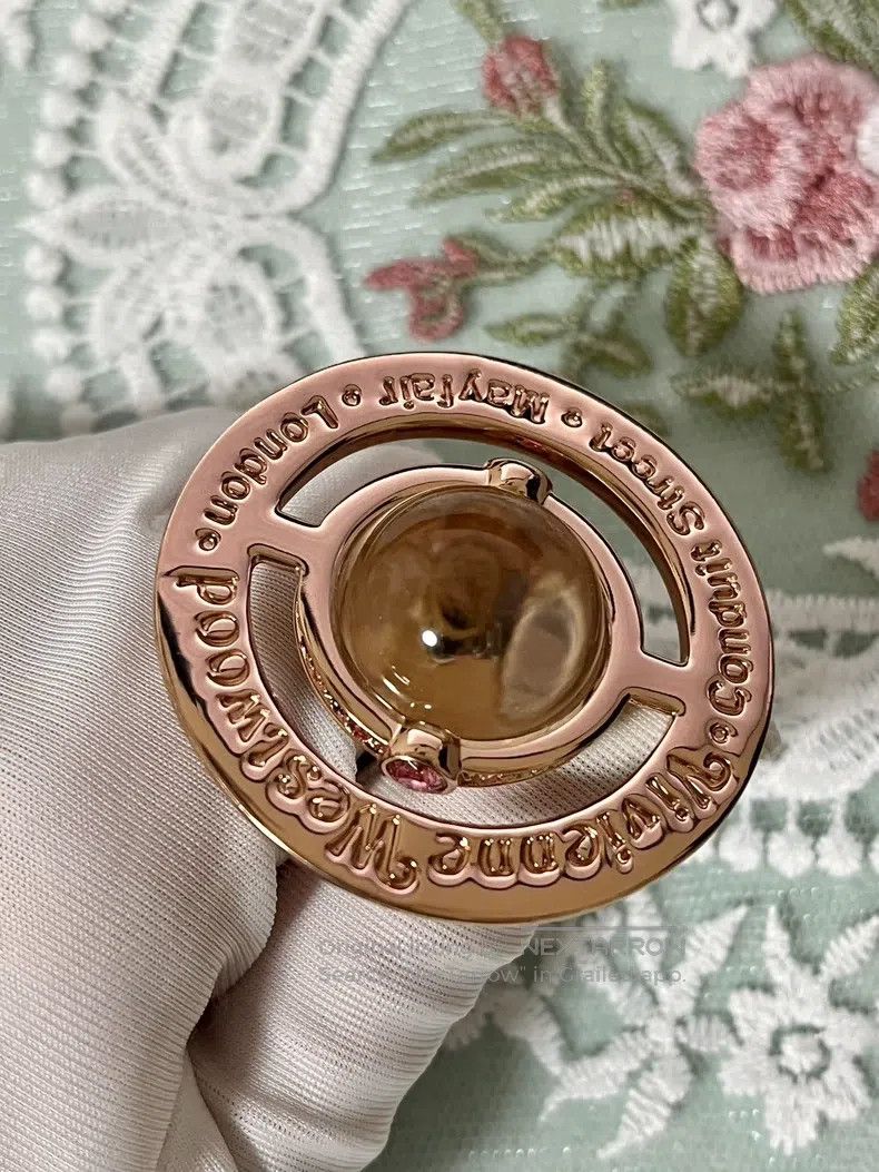 Vivienne Westwood vivienne westwood Rose gold large small orb Saturn necklac Size ONE SIZE - 5 Thumbnail