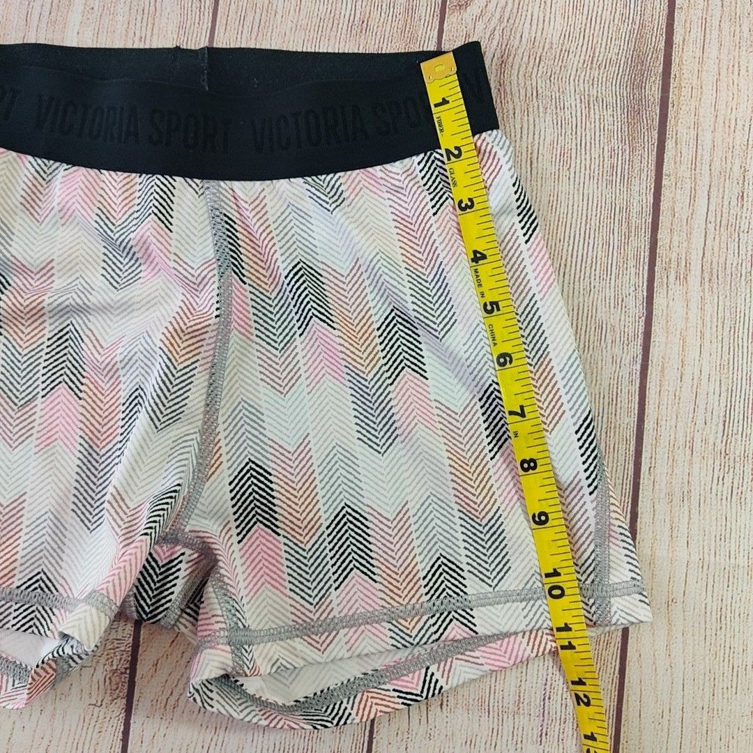 Victoria's Secret Victoria Sport The Player 3" Hot Shorts sz S Size 27" / US 4 / IT 40 - 5 Thumbnail