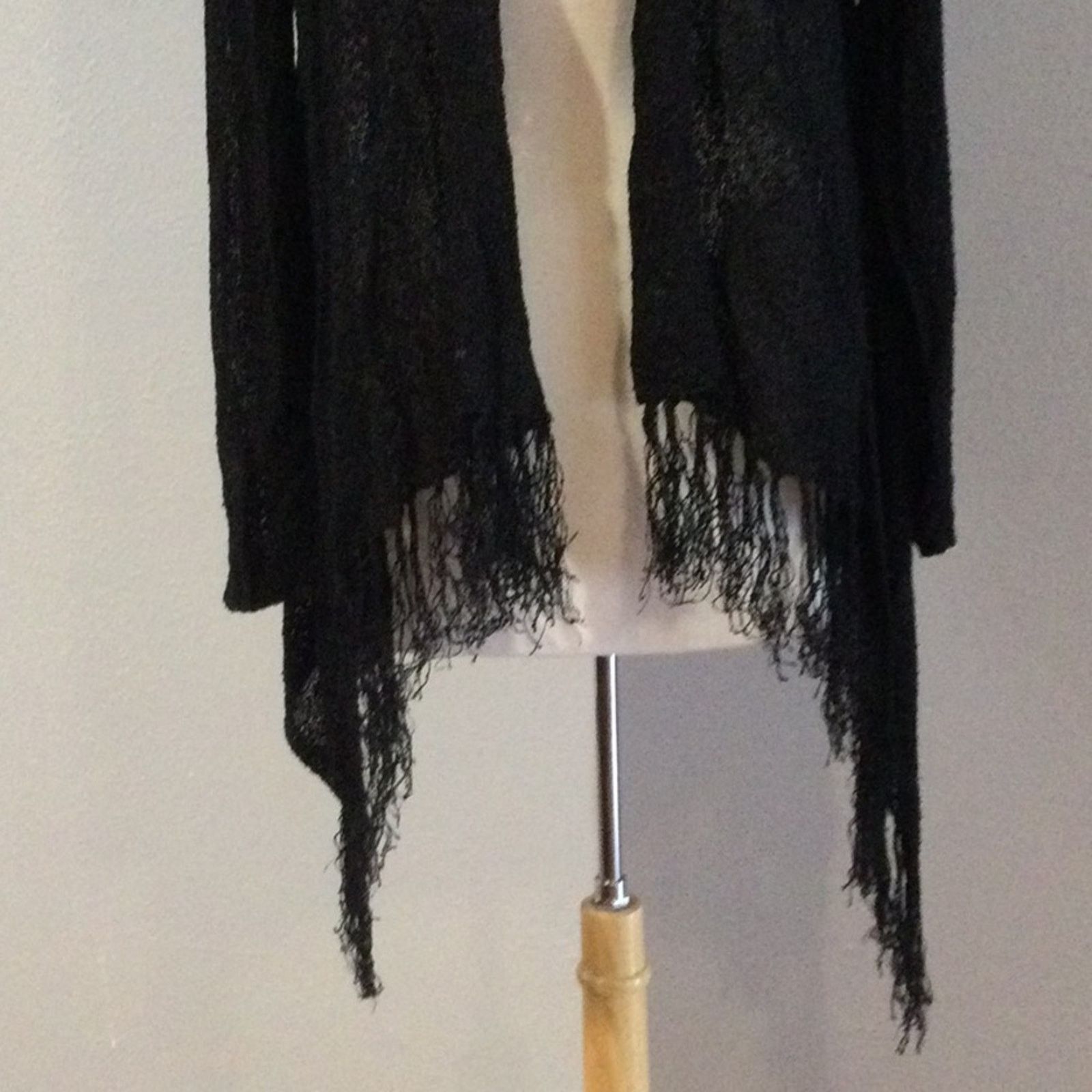 Chicos Chico's Black Fringe L/S 100% Rayon Open Cardigan M/L Size L / US 10 / IT 46 - 3 Thumbnail