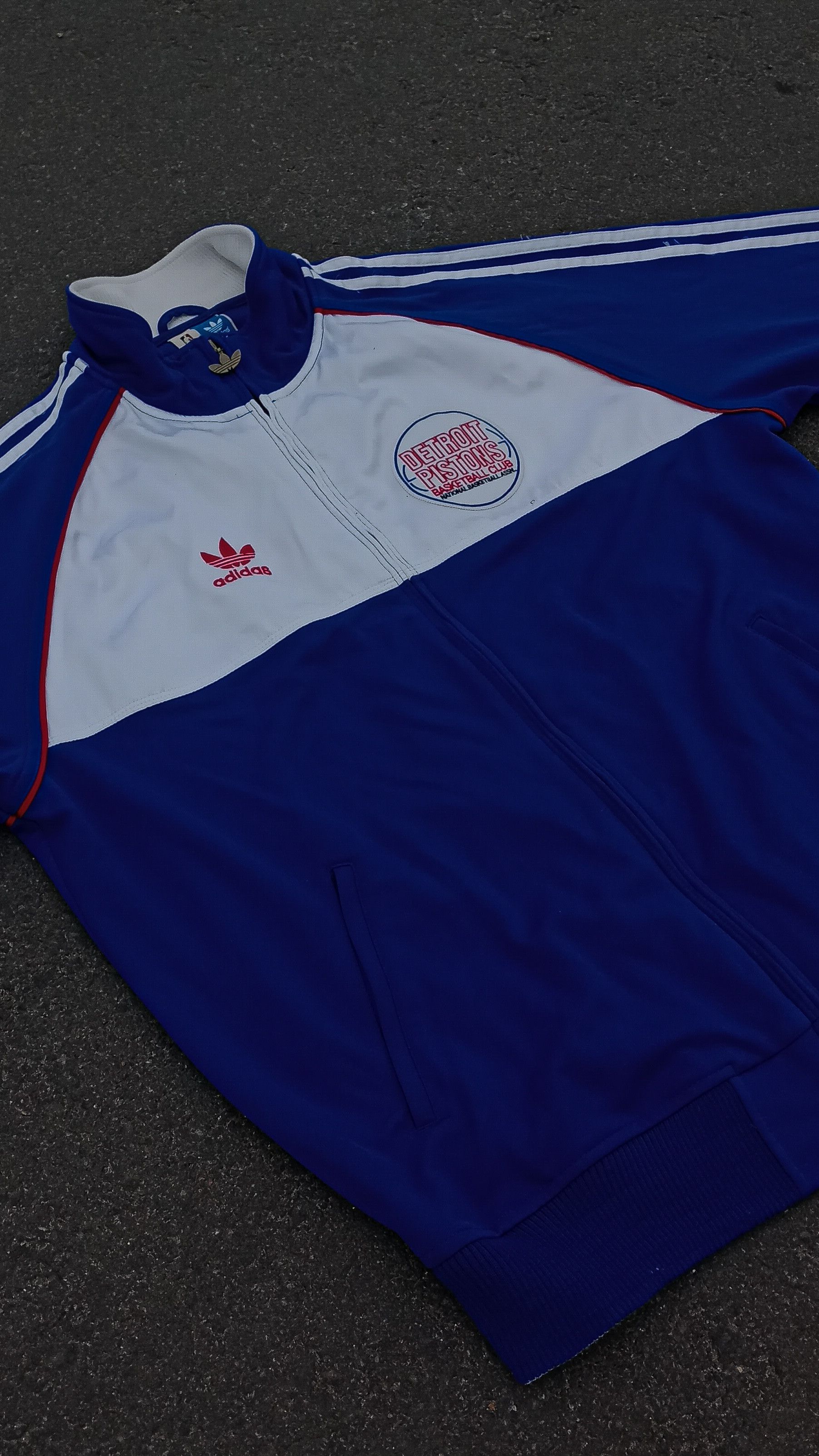 Adidas × NBA Detroit Pistons warmup jacket championship NBA 89 90 04 Size US XL / EU 56 / 4 - 1 Thumbnail