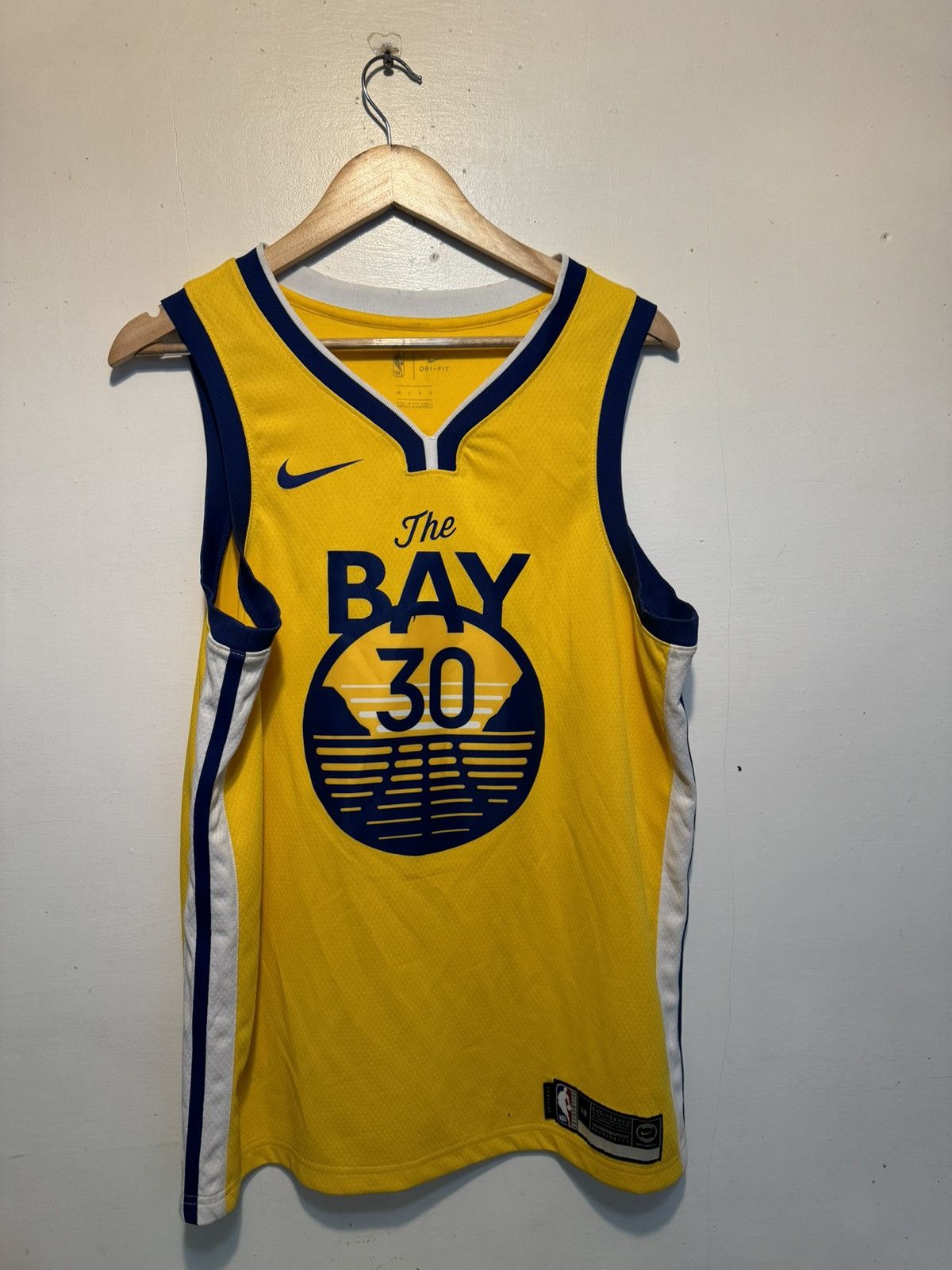 NBA × Nike Steph Curry “The Bay” Warriors Jersey 30 🐐 Size US L / EU 52-54 / 3 - 4 Thumbnail