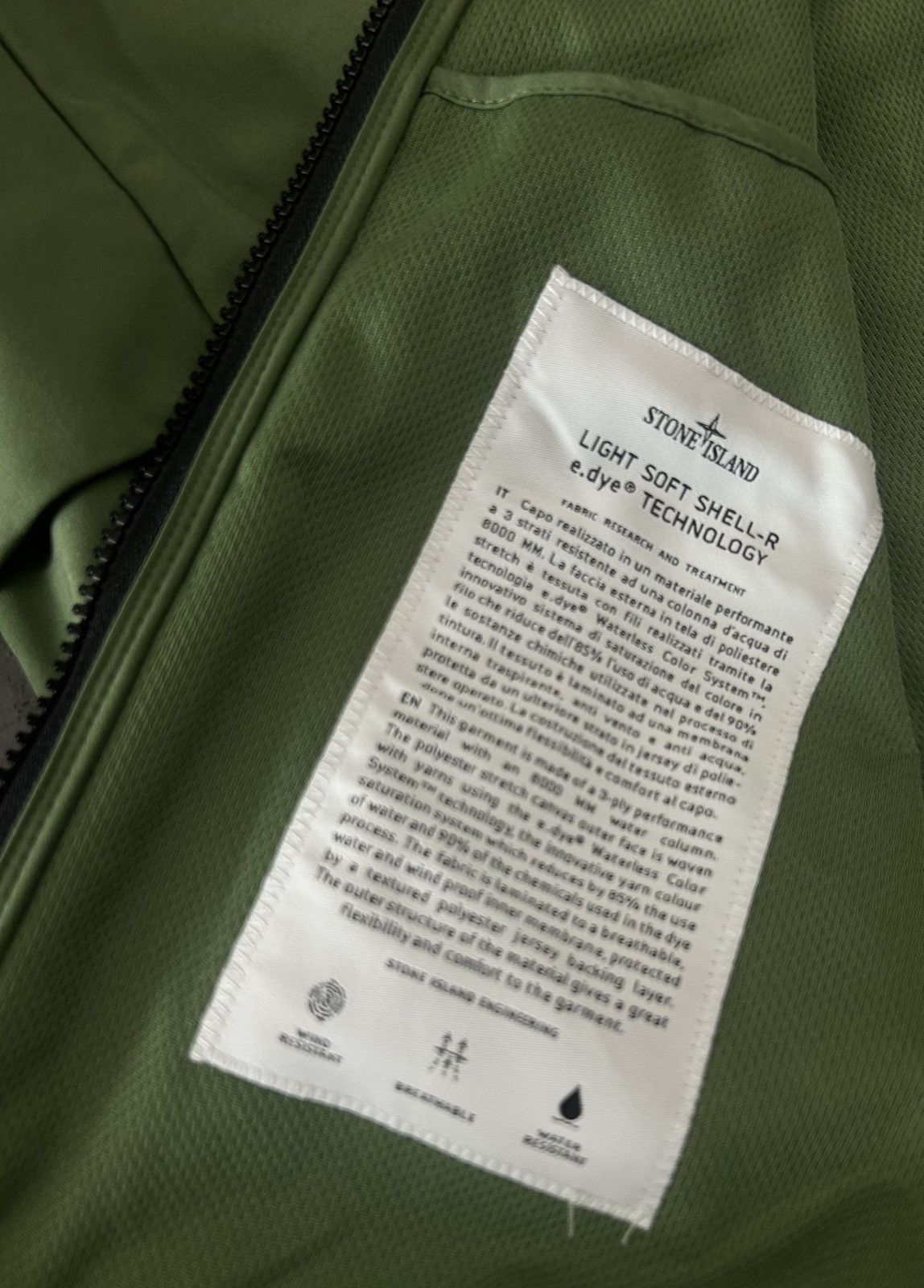 Stone Island Stone Island Light Soft Shell R Olive Green Jacket Size XL Size US XL / EU 56 / 4 - 6 Thumbnail