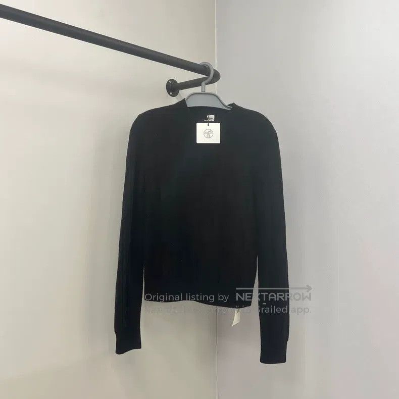 Hermes Hermes Solid Color H-Stripe Long Sleeve Sweater Size XS / US 0-2 / IT 36-38 - 1 Thumbnail