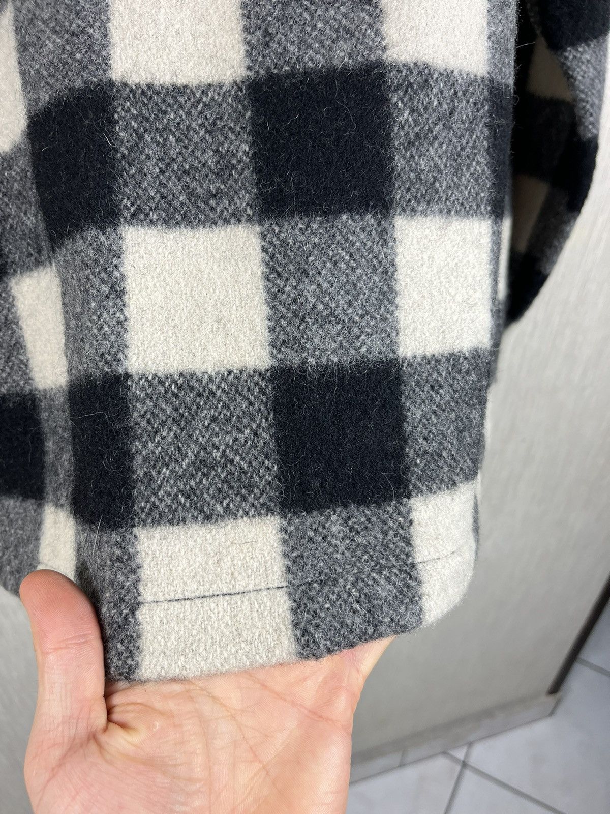 Flannel × Ralph Lauren × Vintage Vintage Ralph Lauren cropped wool plaid flannel jacket shirt Size US M / EU 48-50 / 2 - 23 Thumbnail