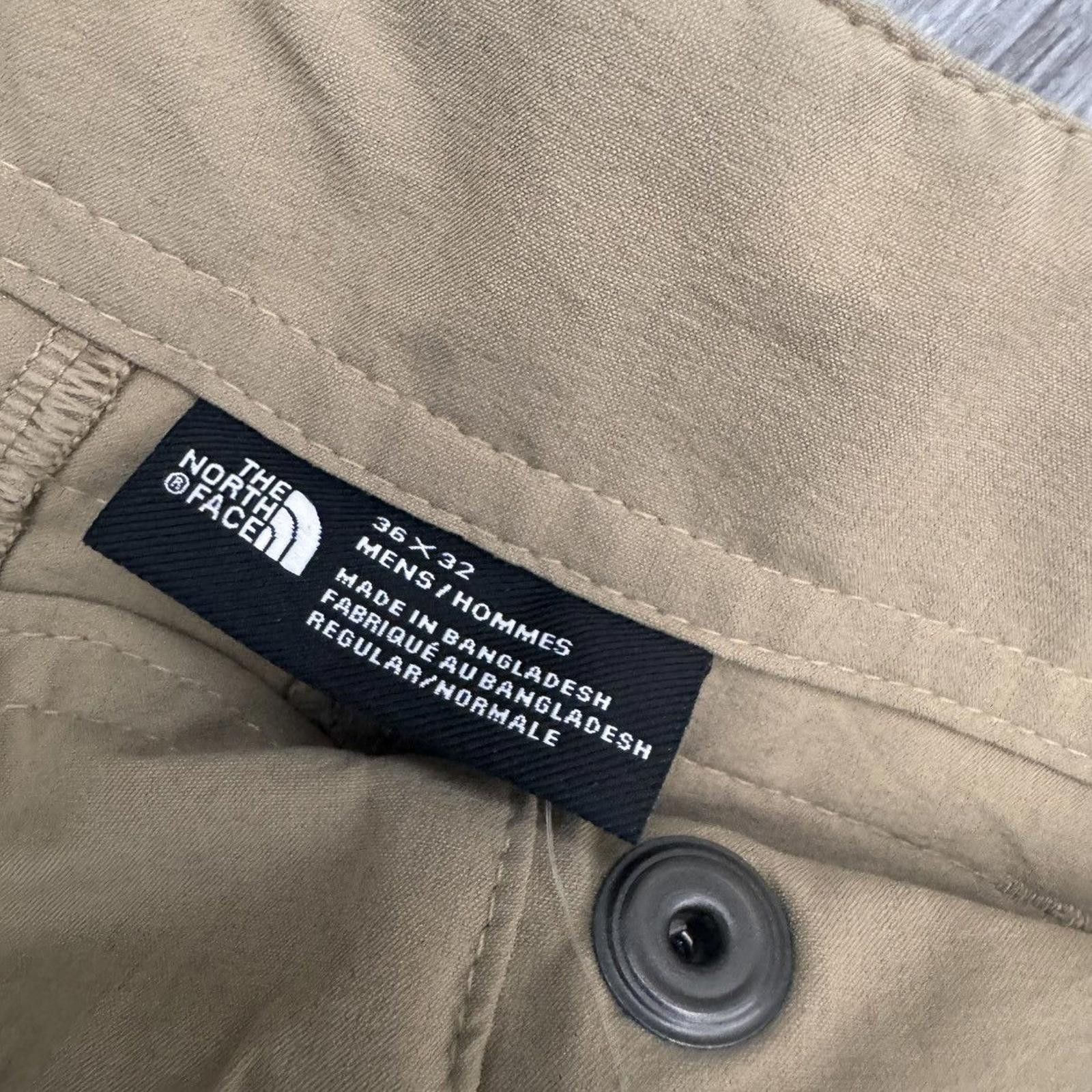 The North Face THE NORTH FACE • "Exploration Convertible" Trousers (L) NWT Size US 36 / EU 52 - 3 Thumbnail