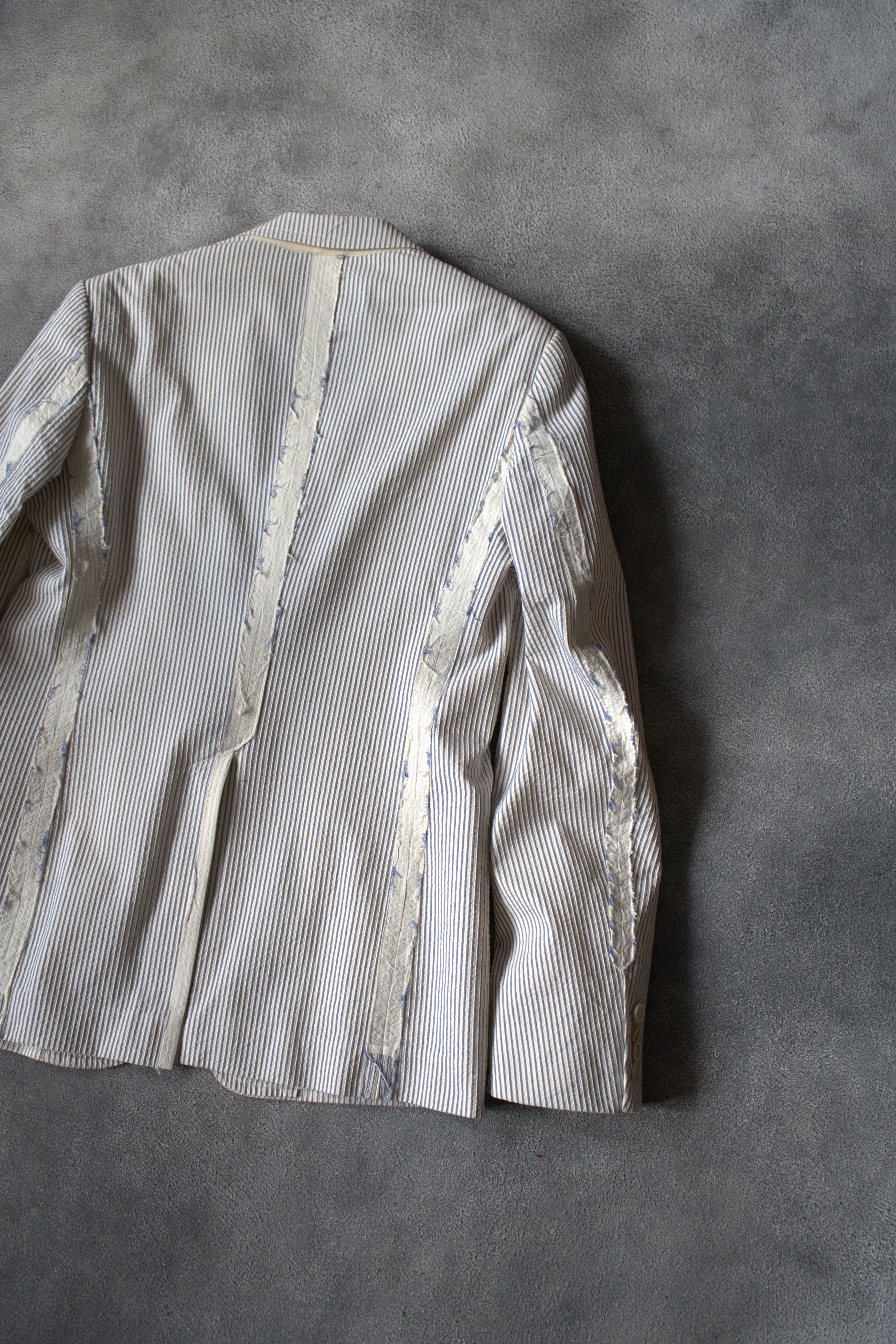 Alexander McQueen S/S 2006 Alexander McQueen RUNWAY Deconstructed Striped Suit Size 48R - 9 Thumbnail