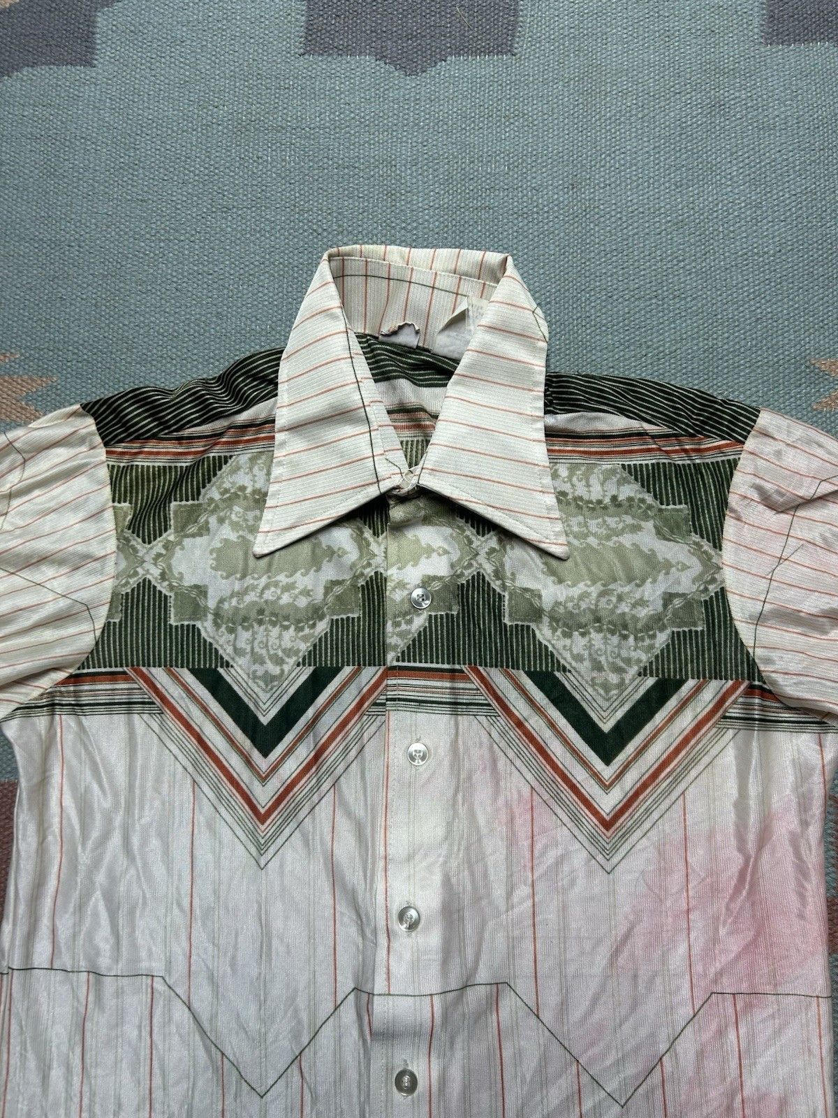Vintage Vtg 70s button shirt abstract dagger collar distress medium Size US M / EU 48-50 / 2 - 5 Thumbnail