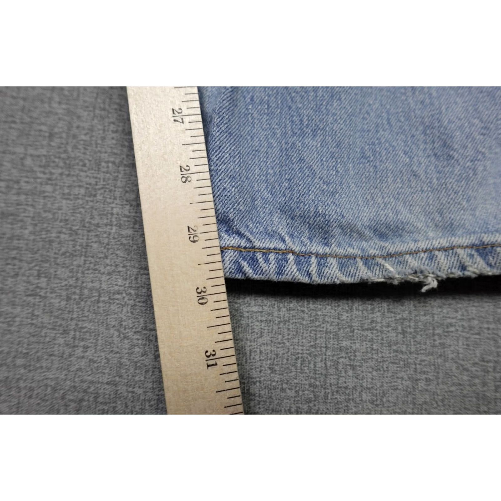 Levi's VINTAGE Levi’s 560 Jeans Men 36x30 Blue Baggy Light Wash Wide Leg Hip Hop Skater Jeans Men Size US 36 / EU 52 - 6 Thumbnail