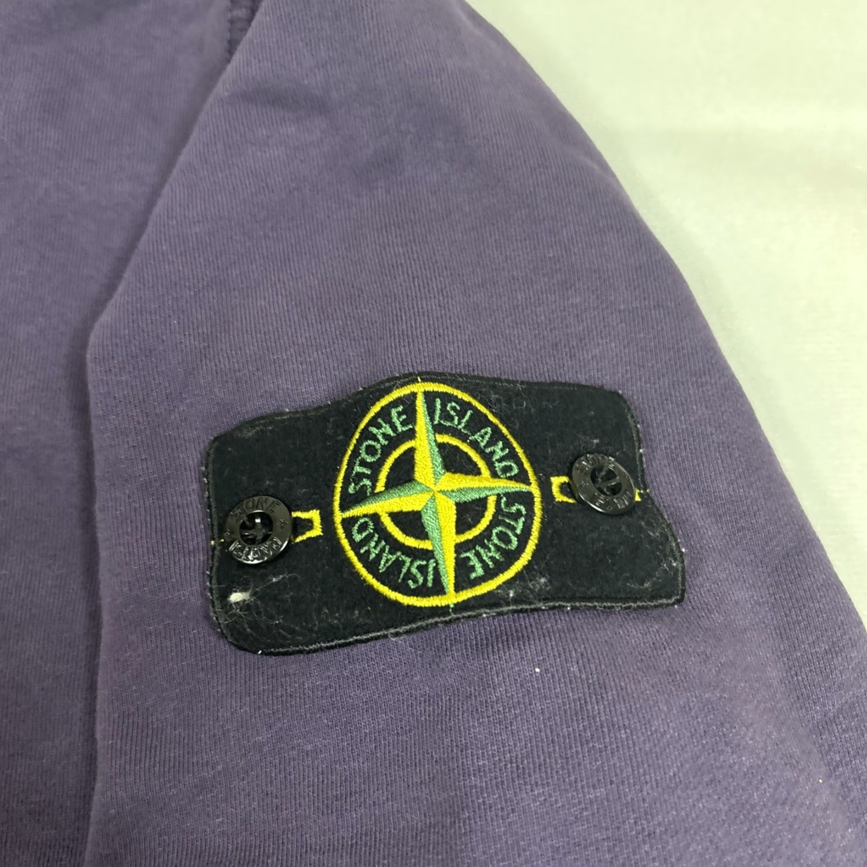Stone Island Stone Island Pullover Hoodie Sweatshirt Sweatshirt Size XL Purple Hoodie Pocket Stain on chest Mens Size US XL / EU 56 / 4 - 3 Thumbnail