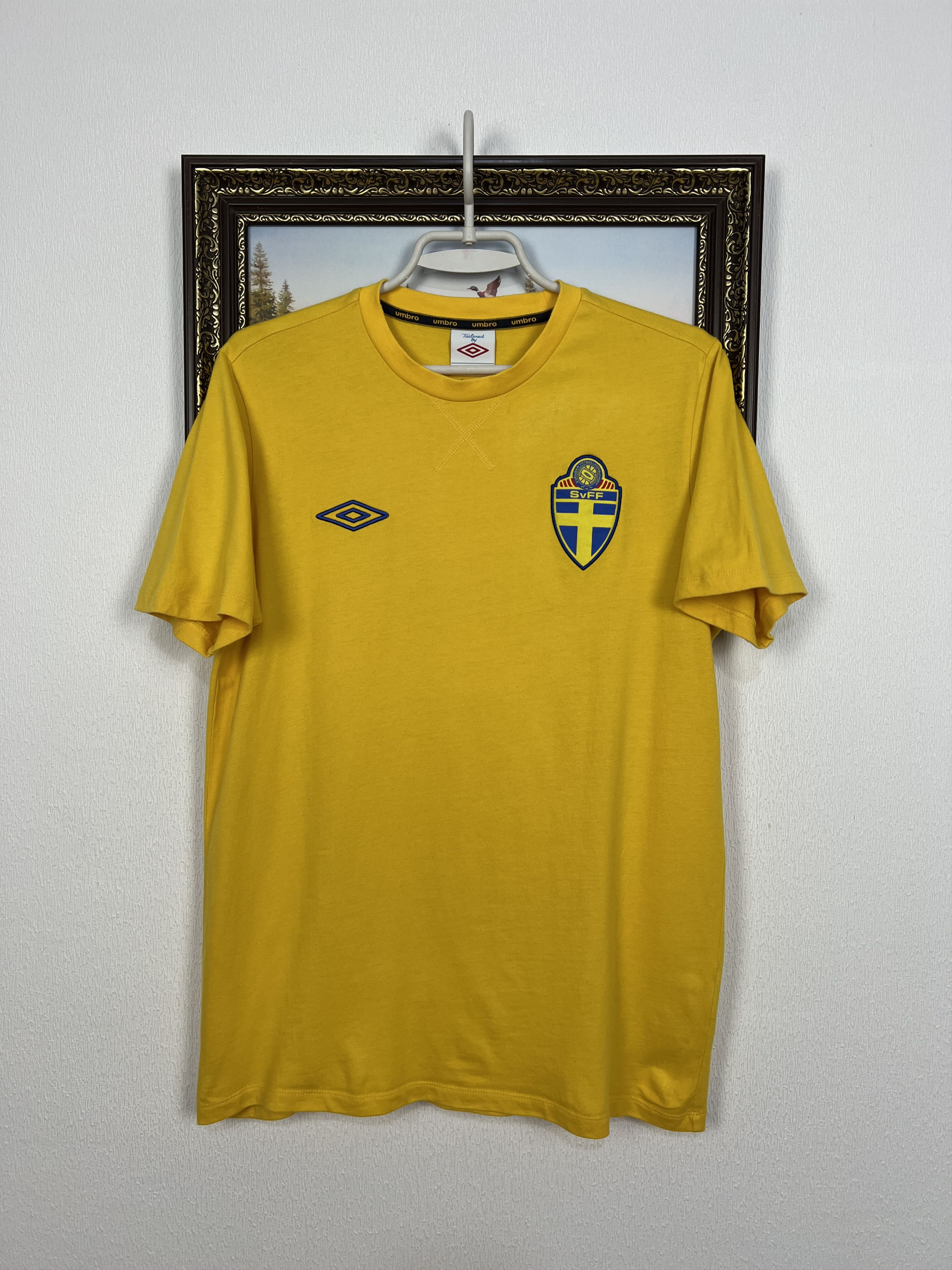 Vintage Umbro Sweden Football Shirt Soccer Train Jersey