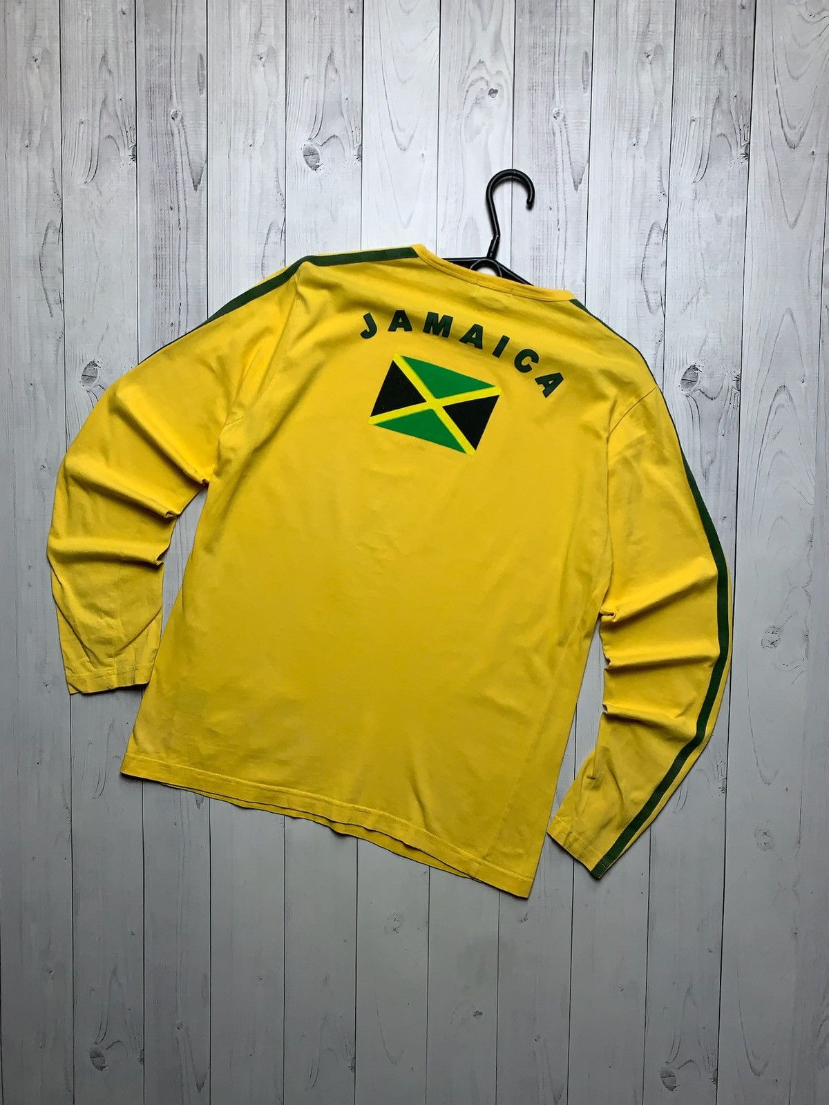 Vintage Vintage Jamaica soccer long sleeve shirt size L yellow logo Size US L / EU 52-54 / 3 - 1 Thumbnail