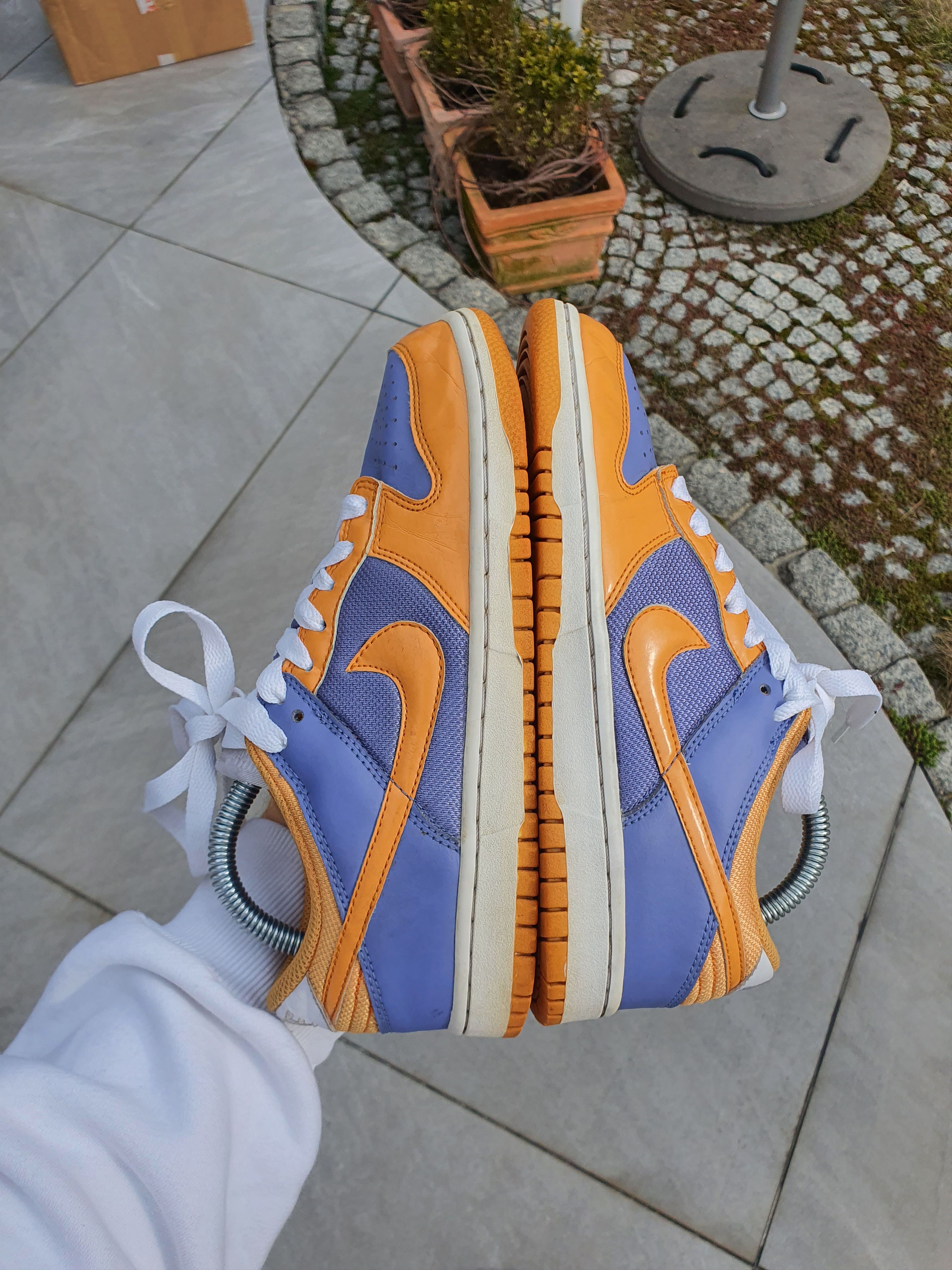 Nike 2008 Vintage Nike Dunk Low LA LAKERS Size US 6 / EU 39 - 8 Thumbnail