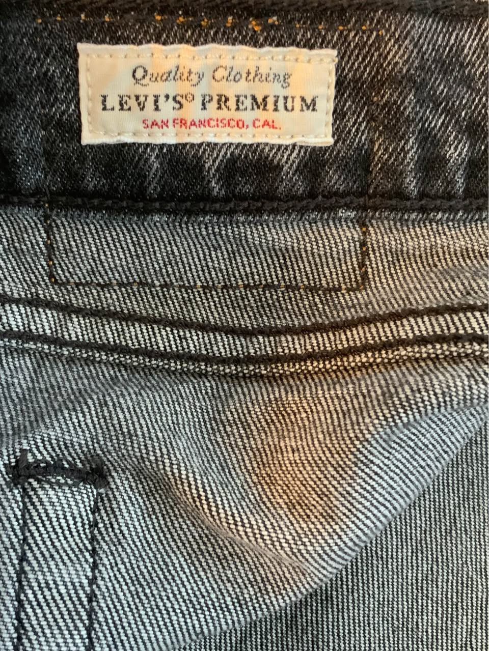 Levi's Vintage Clothing Vintage Levis Jeans Men's W32, washed Black Denim. Size US 32 / EU 48 - 7 Thumbnail