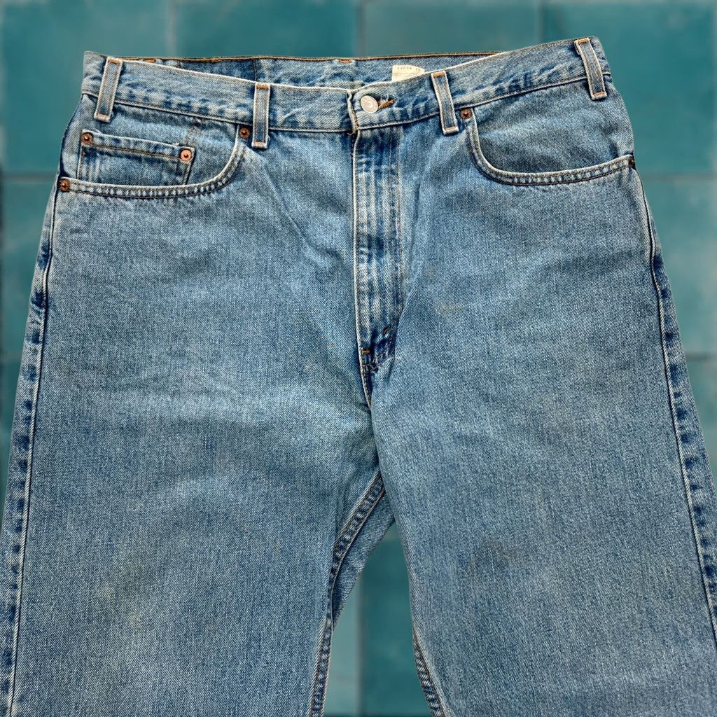 Levi's Vintage Levi's 505 Jeans Mens 38x30 Regular Fit Straight Blue Denim 2000 Y2K Levi's Jeans Mens 38x30 Regular Fit Straight Blue Denim 2000 Y2K Size US 38 / EU 54 - 1 Thumbnail