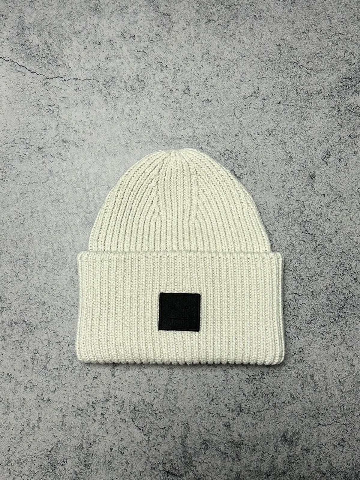 Acne Studios Acne Studios Pancy Wool Face Patch Beanie Hat Size ONE SIZE - 3 Thumbnail