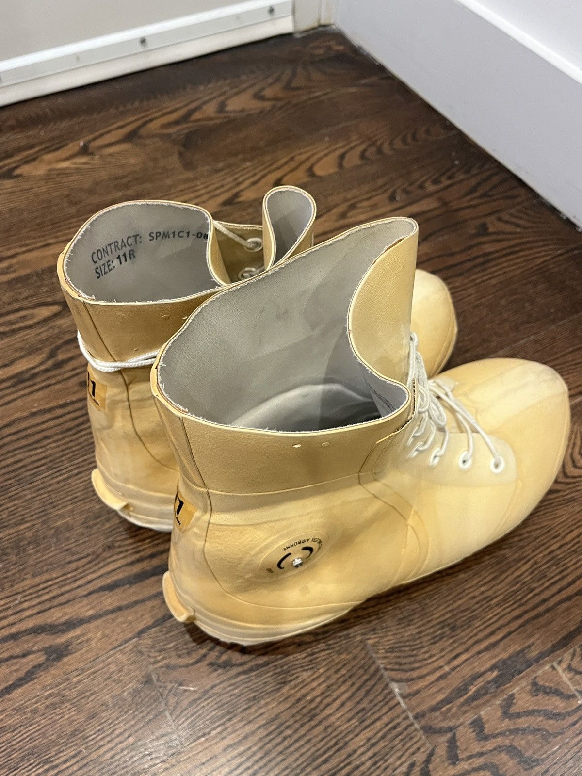 Other Vintage US Military Mickey Mouse Boots Size US 12 / EU 45 - 13 Thumbnail