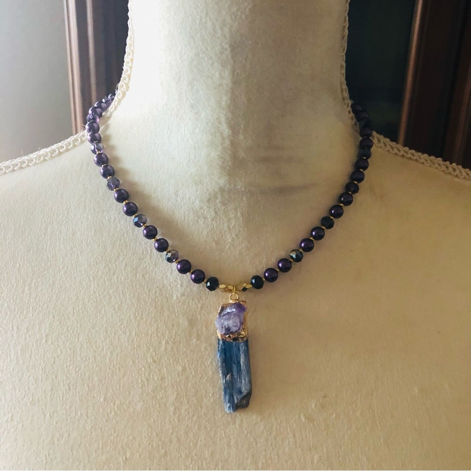 Handmade Handcrafted repurpose kyanite and amethyst Pearl necklace Size ONE SIZE - 2 Thumbnail