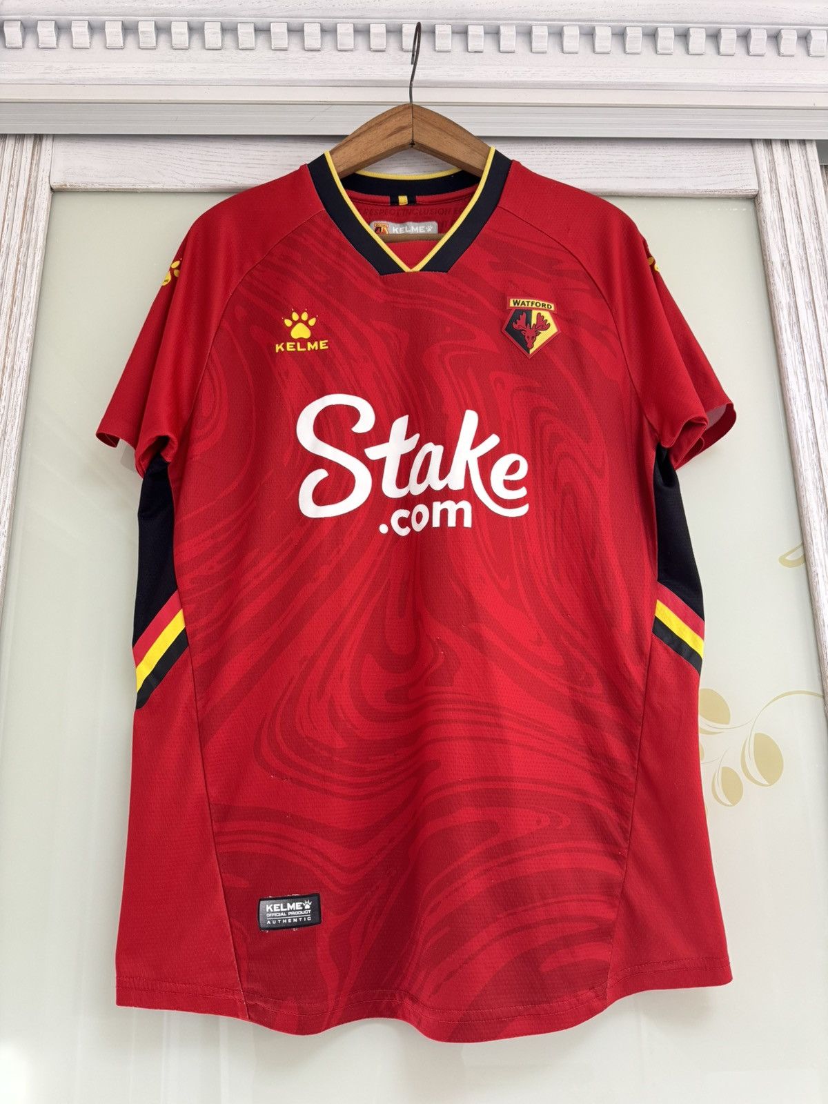 Vintage Watford 2021-2022 Away Soccer Jersey Football Shirt Kit Size US M / EU 48-50 / 2 - 5 Thumbnail