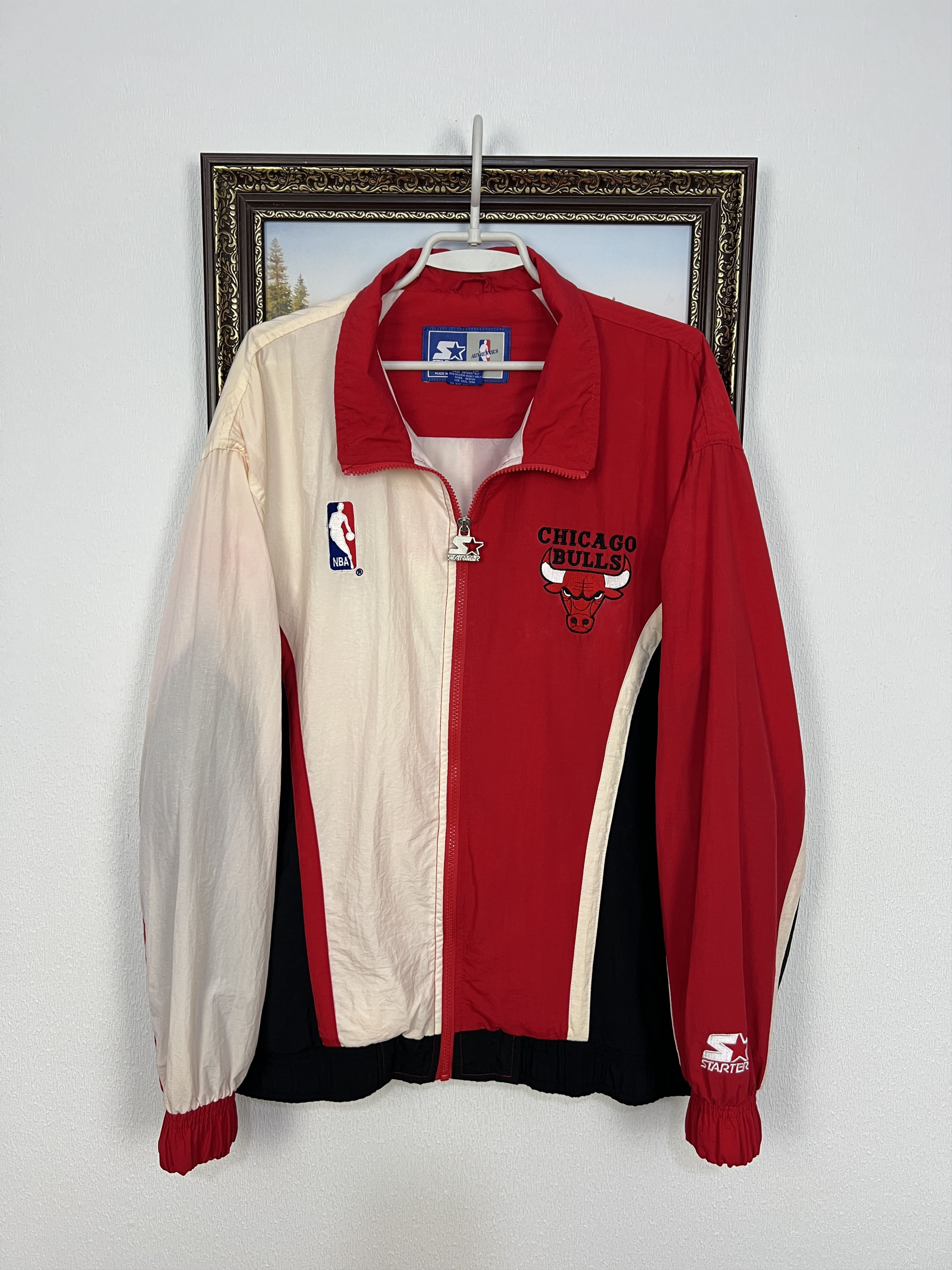 Starter Vintage 90's Starter Chicago Bulls NBA Warm Up Jacket Size US L / EU 52-54 / 3 - 1 Thumbnail